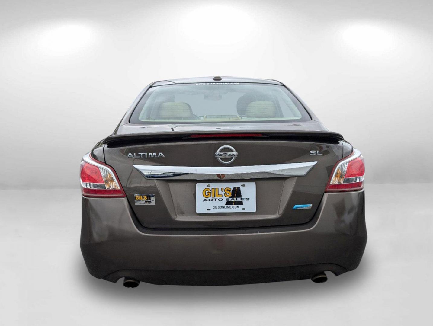 2013 /Beige Nissan Altima 2.5 SL (1N4AL3APXDC) with an Gas I4 2.5L/152 engine, 1-Speed Continuously Variable Ratio transmission, located at 7000 Northlake Connector, Columbus, GA, 31904, (706) 987-8085, 32.524975, -84.978134 - 2013 Nissan Altima 2.5 SL - Photo#5