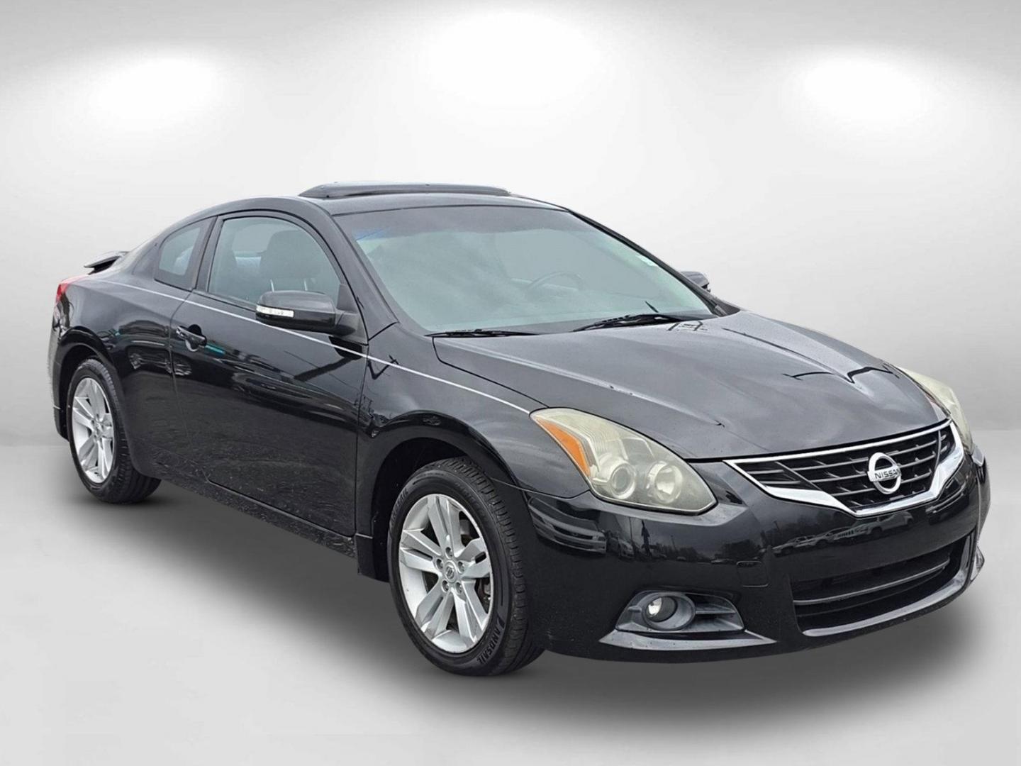 2013 /Charcoal Nissan Altima 2.5 S (1N4AL2EP5DC) with an Gas I4 2.5L/152 engine, 1-Speed Continuously Variable Ratio transmission, located at 7000 Northlake Connector, Columbus, GA, 31904, (706) 987-8085, 32.524975, -84.978134 - 2013 Nissan Altima 2.5 S - Photo#2