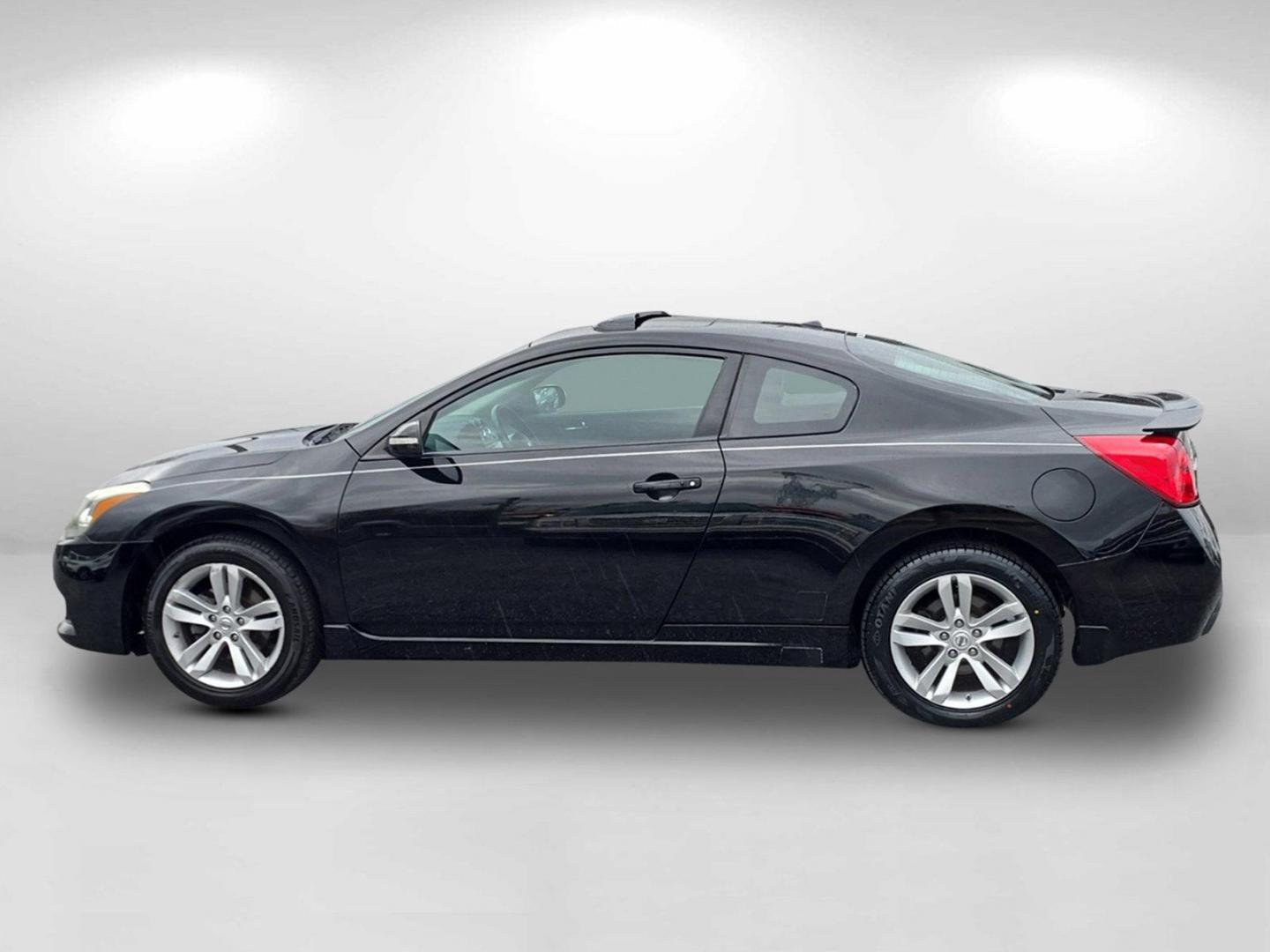 2013 /Charcoal Nissan Altima 2.5 S (1N4AL2EP5DC) with an Gas I4 2.5L/152 engine, 1-Speed Continuously Variable Ratio transmission, located at 7000 Northlake Connector, Columbus, GA, 31904, (706) 987-8085, 32.524975, -84.978134 - 2013 Nissan Altima 2.5 S - Photo#7