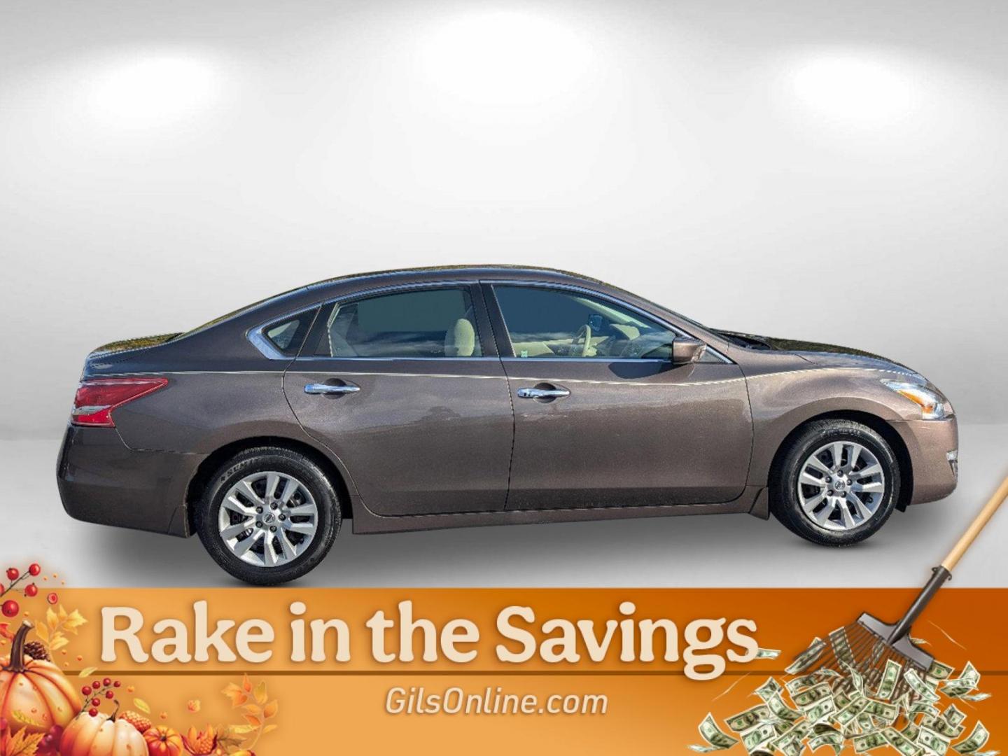 2013 /Beige Nissan Altima 2.5 S (1N4AL3AP5DC) with an Gas I4 2.5L/152 engine, 1-Speed Continuously Variable Ratio transmission, located at 3959 U.S. 80 W, Phenix City, AL, 36870, (334) 297-4885, 32.469296, -85.135185 - 2013 Nissan Altima 2.5 S - Photo#3