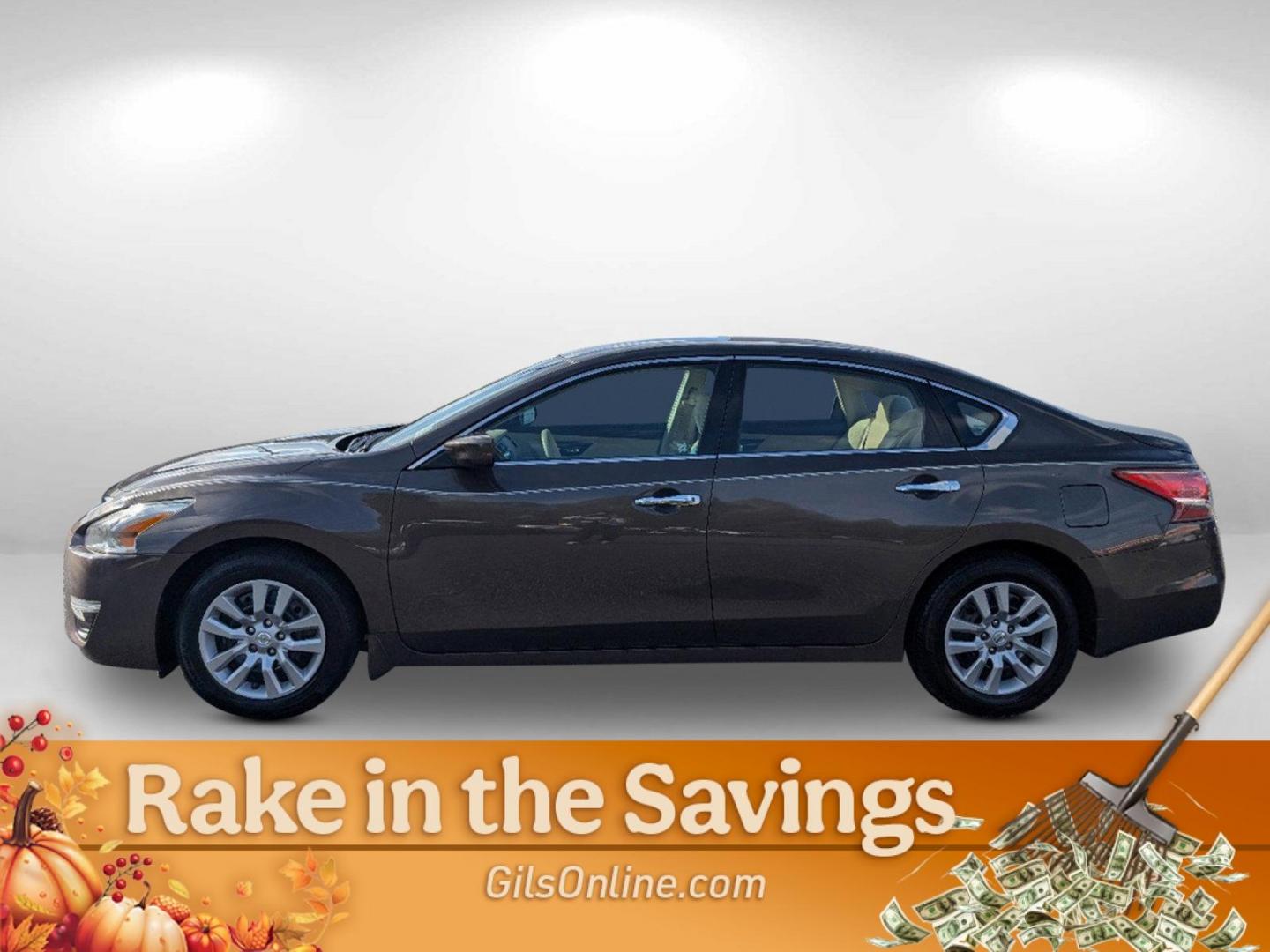 2013 /Beige Nissan Altima 2.5 S (1N4AL3AP5DC) with an Gas I4 2.5L/152 engine, 1-Speed Continuously Variable Ratio transmission, located at 3959 U.S. 80 W, Phenix City, AL, 36870, (334) 297-4885, 32.469296, -85.135185 - 2013 Nissan Altima 2.5 S - Photo#7