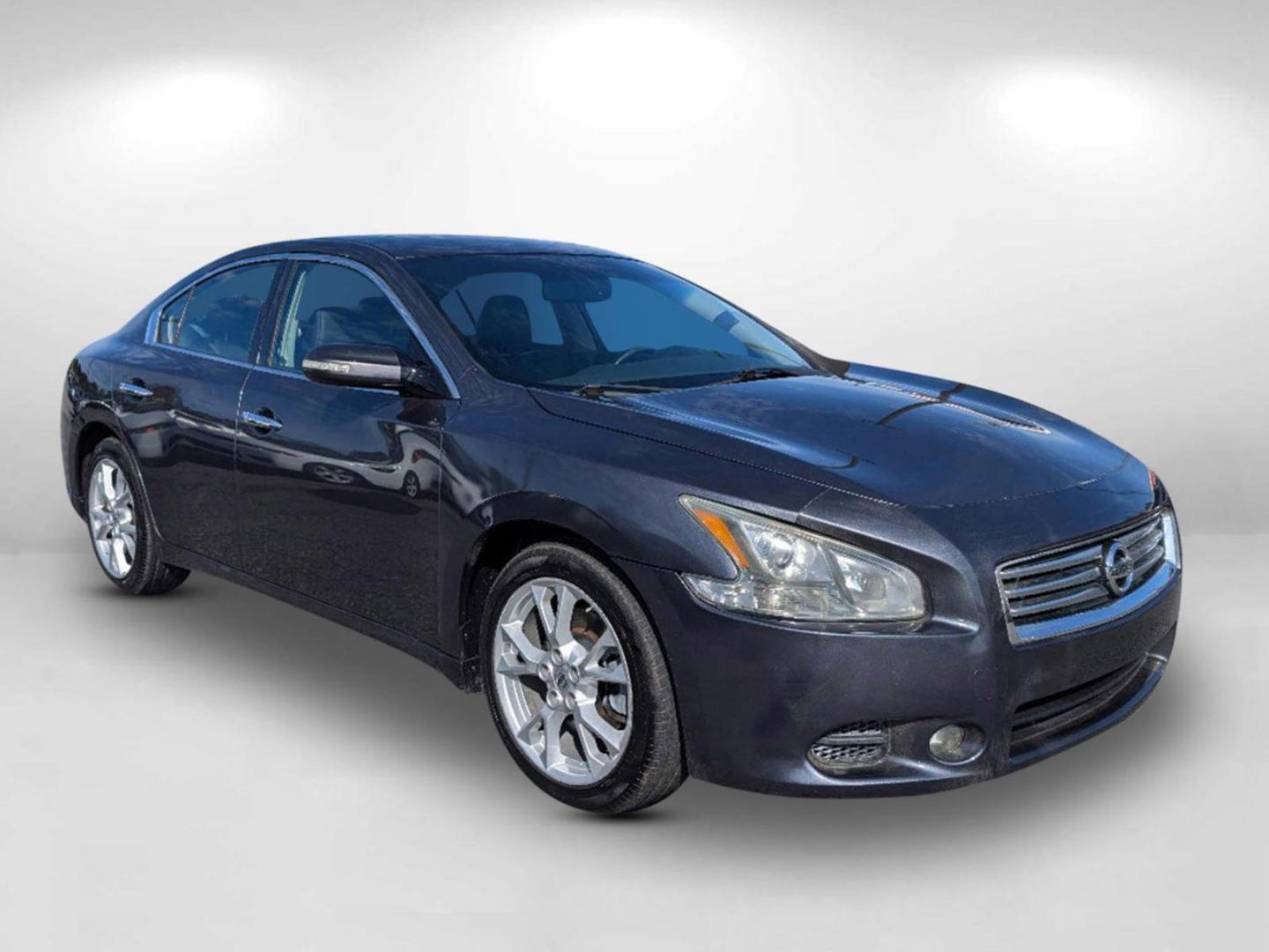 2013 /Charcoal Nissan Maxima 3.5 SV (1N4AA5AP6DC) with an Gas V6 3.5L/213 engine, 1-Speed Continuously Variable Ratio transmission, located at 804 22nd Ave, Phenix City, AL, 36870, (334) 297-1860, 32.484749, -85.024475 - 2013 Nissan Maxima 3.5 SV - Photo#4