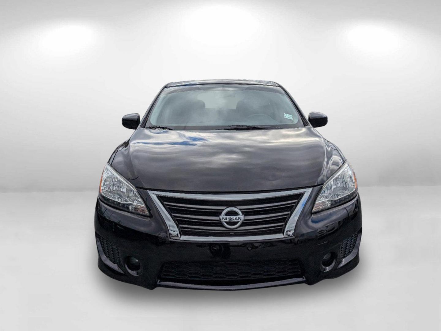 2013 /Charcoal Nissan Sentra SR (3N1AB7AP3DL) with an Gas I4 1.8L/ engine, 1-Speed Continuously Variable Ratio transmission, located at 3959 U.S. 80 W, Phenix City, AL, 36870, (334) 297-4885, 32.469296, -85.135185 - 2013 Nissan Sentra SR - Photo#4