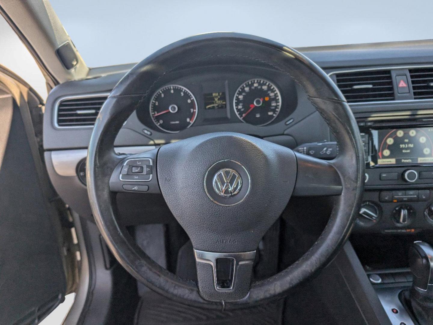 2013 Volkswagen Jetta Sedan (3VWLP7AJ2DM) with an Gas I5 2.5L/151 engine, 6-Speed Automatic w/manual shift transmission, located at 1430 Gateway Drive, Opelika, AL, 36801, (334) 239-0944, 32.637871, -85.409790 - 2013 Volkswagen Jetta Sedan - Photo#13