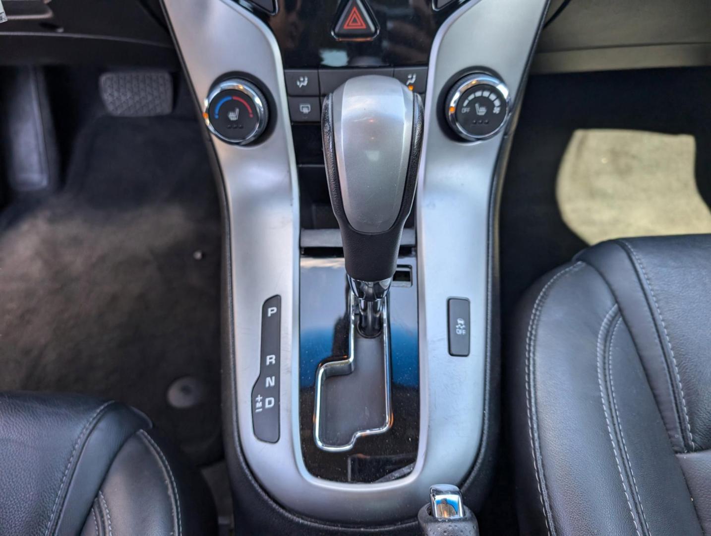 2014 /Jet Black Chevrolet Cruze 2LT (1G1PE5SB0E7) with an Turbocharged Gas I4 1.4L/83 engine, 6-Speed Automatic transmission, located at 521 Old Farm Lane Rd, Prattville, AL, 36066, (334) 325-1505, 32.482460, -86.416367 - 2014 Chevrolet Cruze 2LT - Photo#11