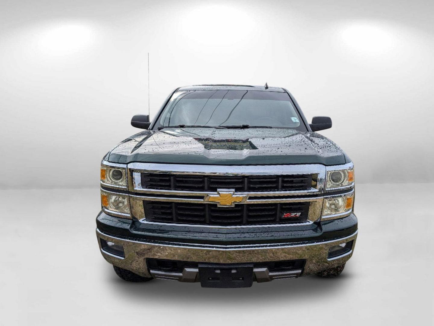 2014 /Cocoa/Dune Chevrolet Silverado 1500 LT (1GCVKREC6EZ) with an Gas/Ethanol V8 5.3L/325 engine, 6-Speed Automatic transmission, located at 3959 U.S. 80 W, Phenix City, AL, 36870, (334) 297-4885, 32.469296, -85.135185 - 2014 Chevrolet Silverado 1500 LT - Photo#4