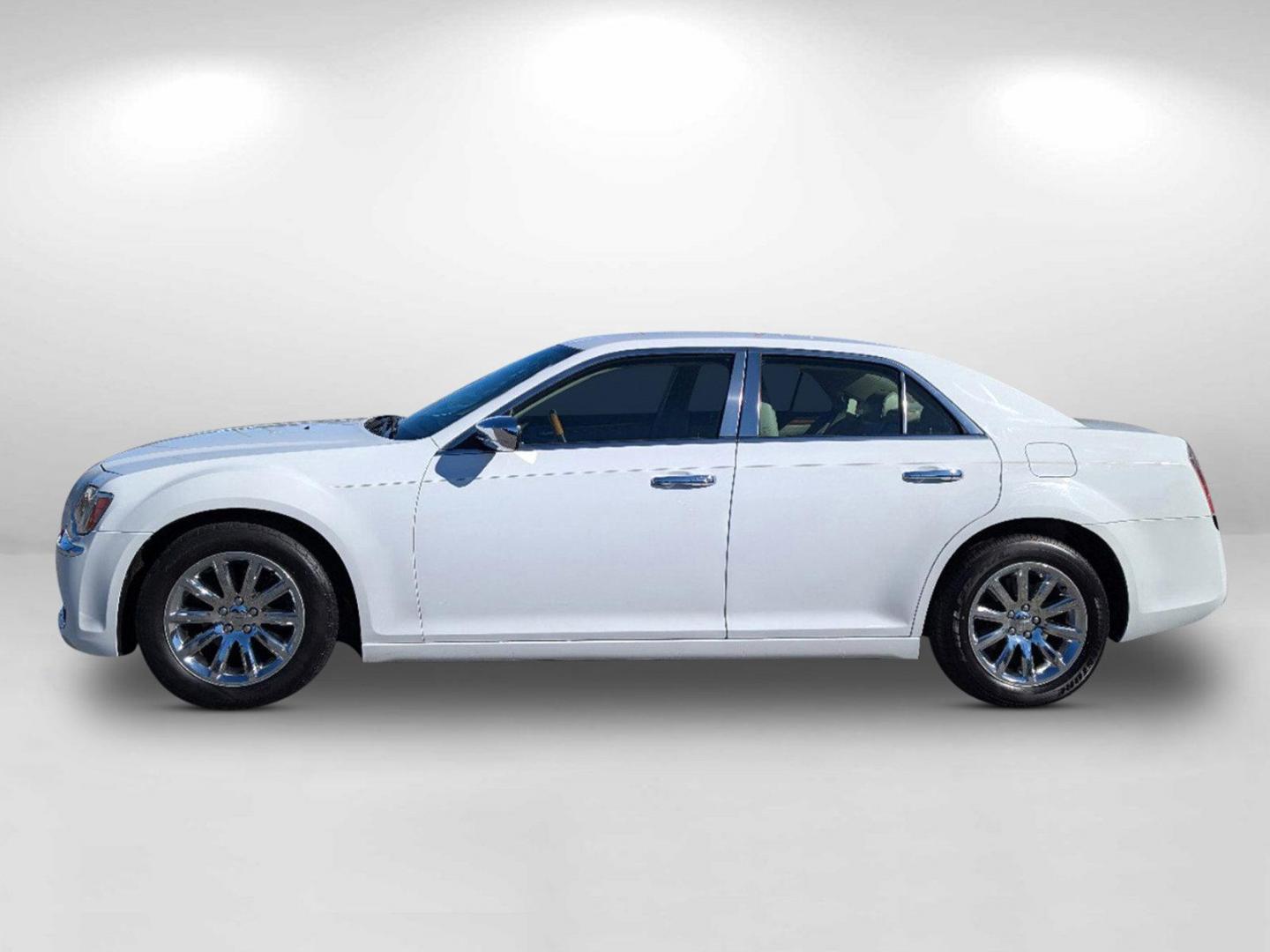 2014 /Lt Frost/Dk Frost Beige Chrysler 300 300C (2C3CCAEG5EH) with an Regular Unleaded V-6 3.6 L/220 engine, 8-Speed Automatic w/OD transmission, located at 3959 U.S. 80 W, Phenix City, AL, 36870, (334) 297-4885, 32.469296, -85.135185 - 2014 Chrysler 300 300C - Photo#9