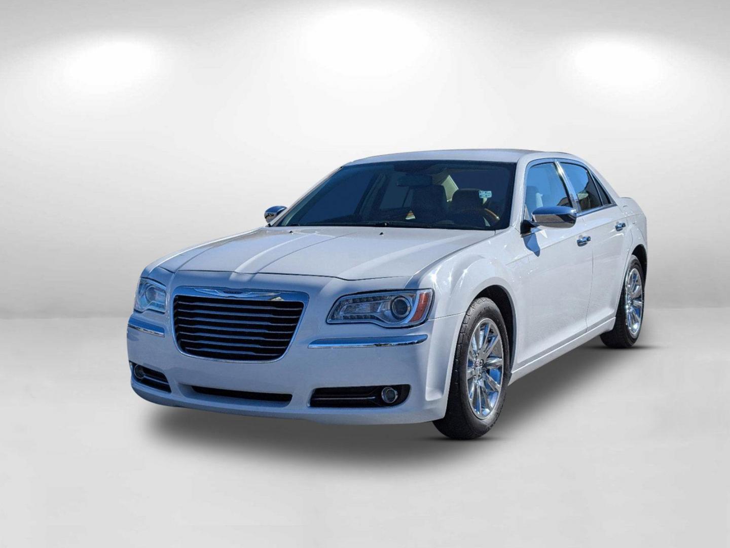 2014 /Lt Frost/Dk Frost Beige Chrysler 300 300C (2C3CCAEG5EH) with an Regular Unleaded V-6 3.6 L/220 engine, 8-Speed Automatic w/OD transmission, located at 3959 U.S. 80 W, Phenix City, AL, 36870, (334) 297-4885, 32.469296, -85.135185 - 2014 Chrysler 300 300C - Photo#2