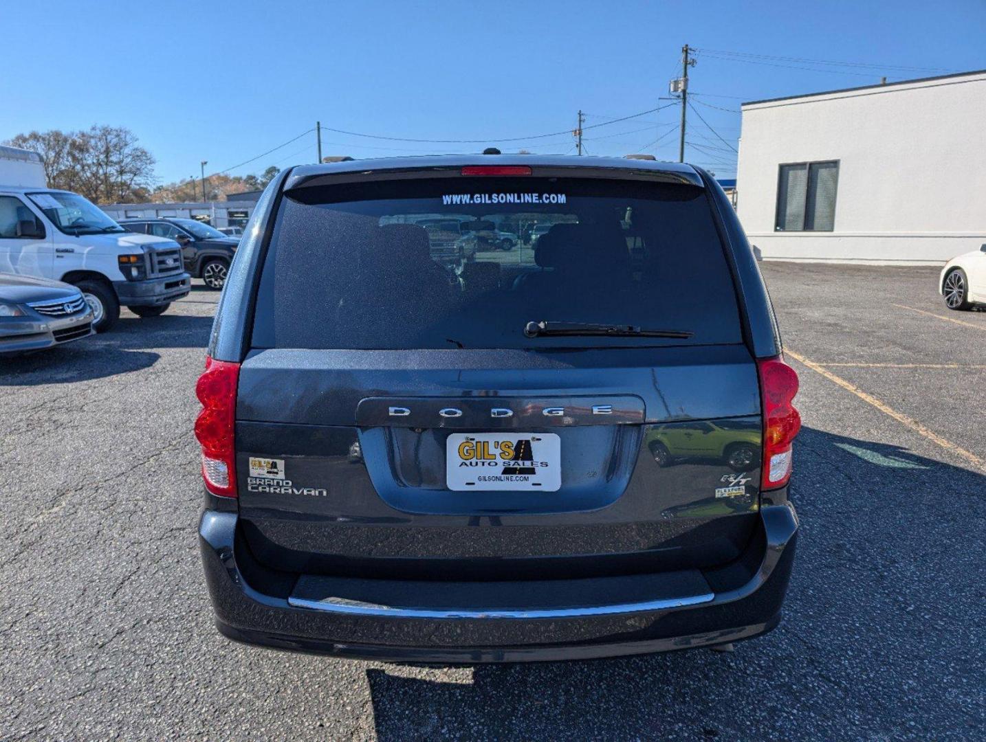 2014 /Black Dodge Grand Caravan R/T (2C4RDGEG7ER) with an Regular Unleaded V-6 3.6 L/220 engine, 6-Speed Multi-Speed Automatic w/OD transmission, located at 3959 U.S. 80 W, Phenix City, AL, 36870, (334) 297-4885, 32.469296, -85.135185 - 2014 Dodge Grand Caravan R/T - Photo#5