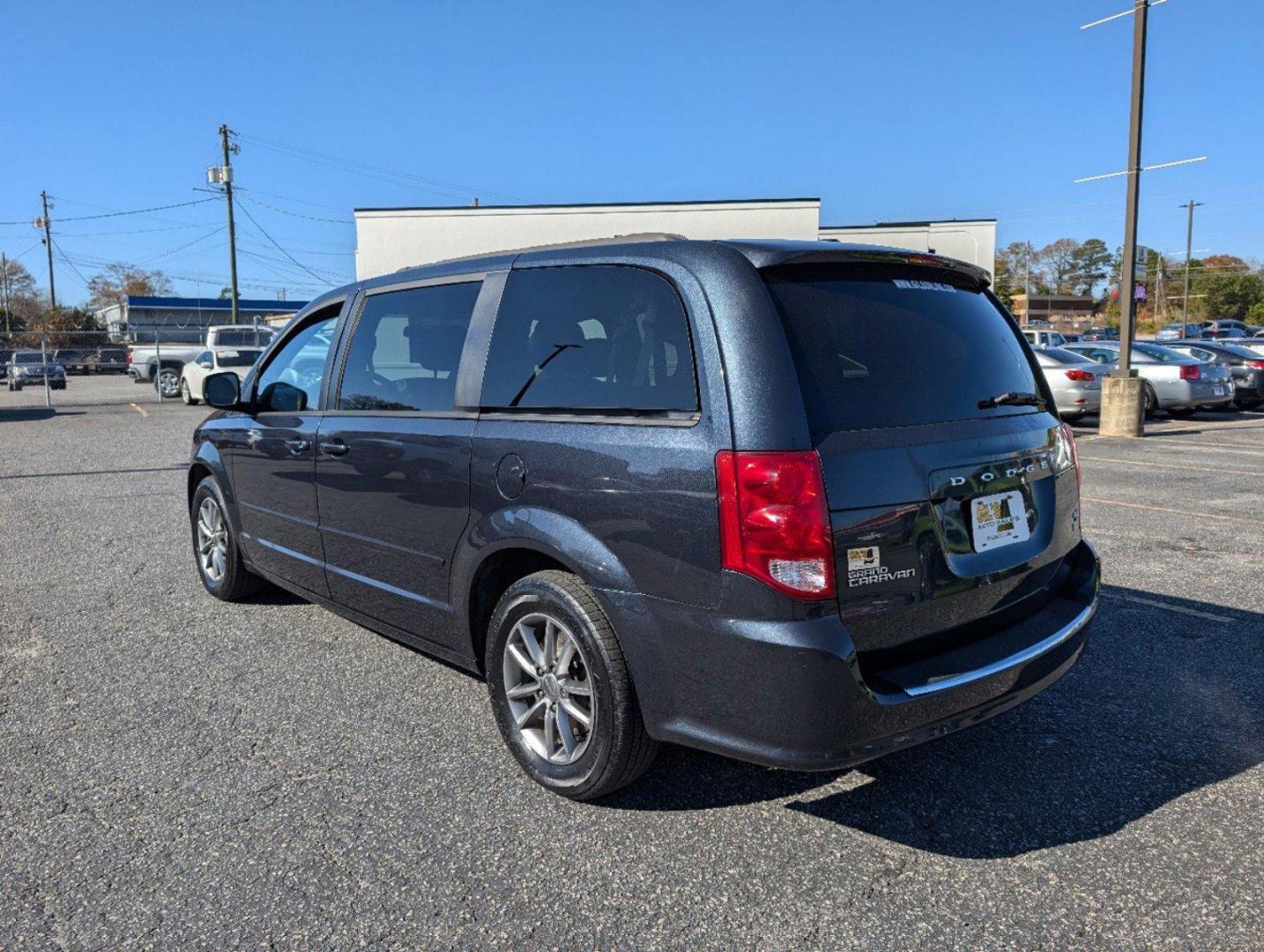 2014 /Black Dodge Grand Caravan R/T (2C4RDGEG7ER) with an Regular Unleaded V-6 3.6 L/220 engine, 6-Speed Multi-Speed Automatic w/OD transmission, located at 3959 U.S. 80 W, Phenix City, AL, 36870, (334) 297-4885, 32.469296, -85.135185 - 2014 Dodge Grand Caravan R/T - Photo#6