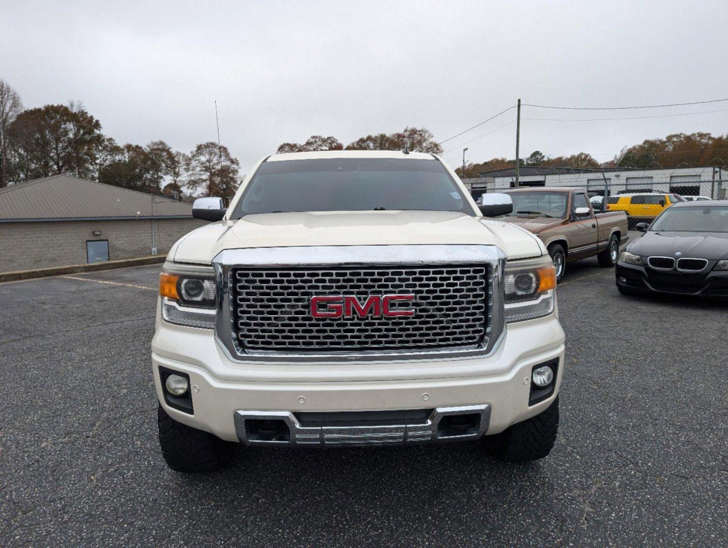 2014 /Cocoa/Dune GMC Sierra 1500 Denali (3GTU2WEJ3EG) with an Gas V8 6.2L/376 engine, 6-Speed Automatic transmission, located at 3959 U.S. 80 W, Phenix City, AL, 36870, (334) 297-4885, 32.469296, -85.135185 - 2014 GMC Sierra 1500 Denali - Photo#2