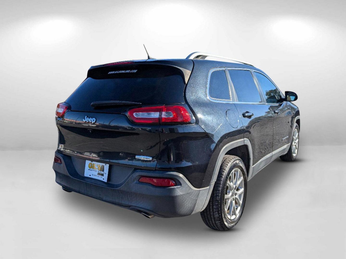 2014 /Black Jeep Cherokee Latitude (1C4PJLCS7EW) with an Regular Unleaded V-6 3.2 L/198 engine, 9-Speed Automatic w/OD transmission, located at 521 Old Farm Lane Rd, Prattville, AL, 36066, (334) 325-1505, 32.482460, -86.416367 - 2014 Jeep Cherokee Latitude - Photo#4