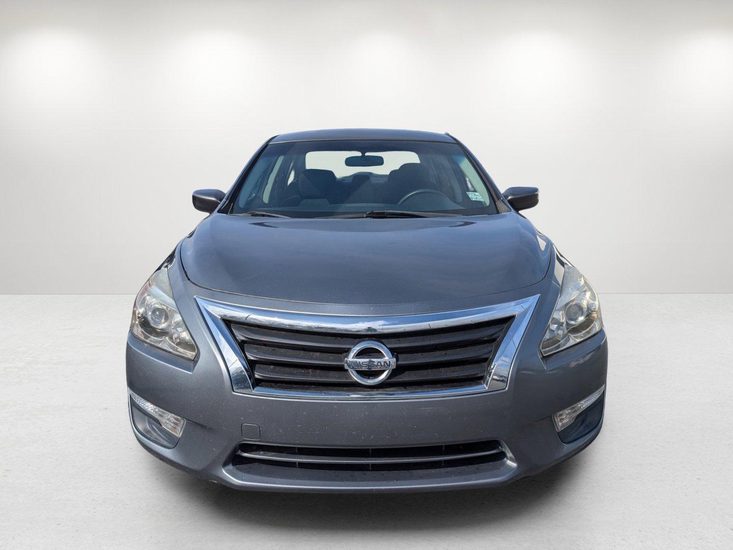 2014 /Charcoal Nissan Altima 2.5 (1N4AL3AP1EC) with an Regular Unleaded I-4 2.5 L/152 engine, 1-Speed CVT w/OD transmission, located at 1430 Gateway Drive, Opelika, AL, 36801, (334) 239-0944, 32.637871, -85.409790 - 2014 Nissan Altima 2.5 - Photo#1