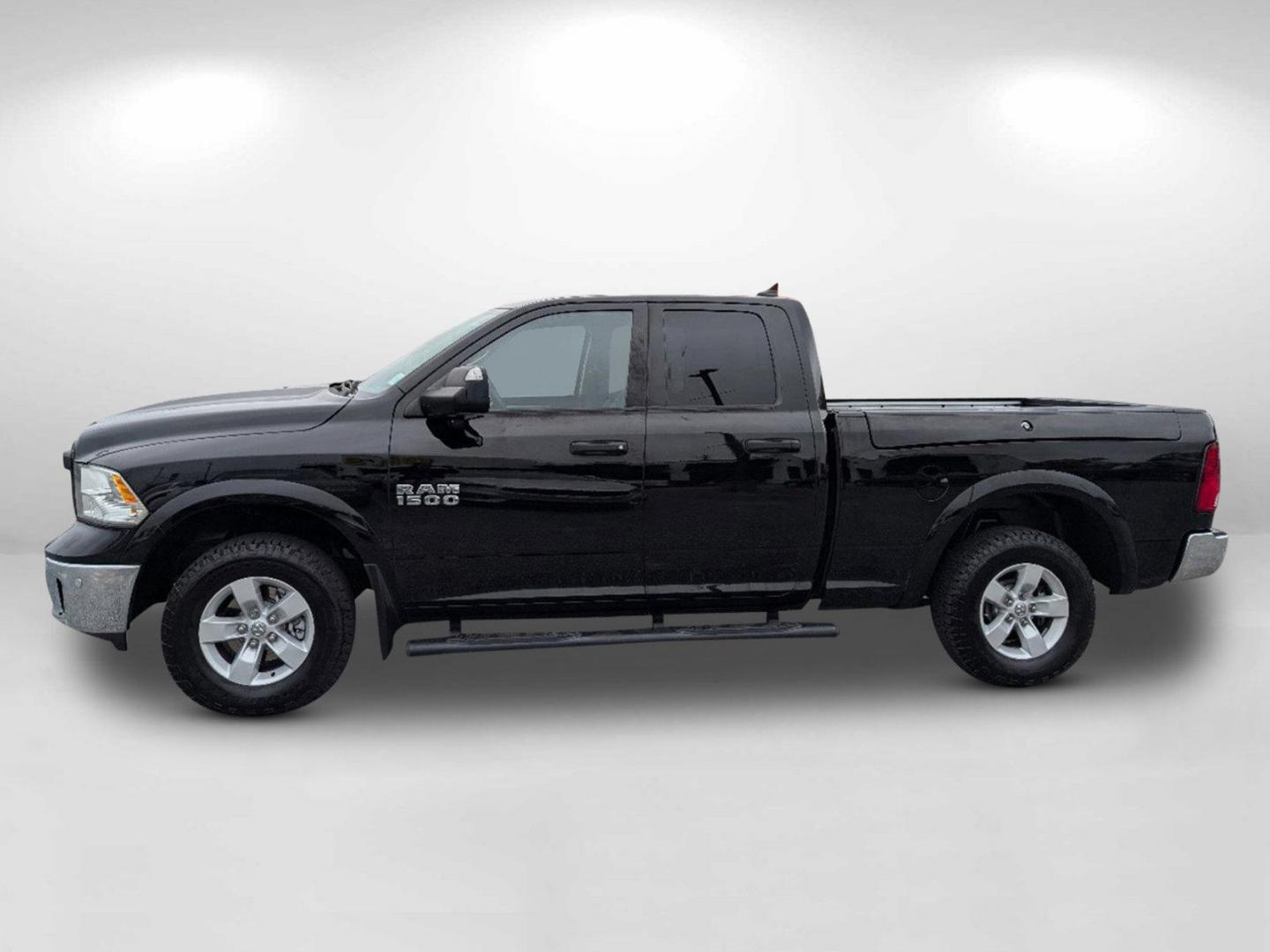 2014 /Diesel Gray/Black Ram 1500 Outdoorsman (1C6RR6GG3ES) with an Regular Unleaded V-6 3.6 L/220 engine, 8-Speed Automatic w/OD transmission, located at 3959 U.S. 80 W, Phenix City, AL, 36870, (334) 297-4885, 32.469296, -85.135185 - 2014 Ram 1500 Outdoorsman - Photo#11