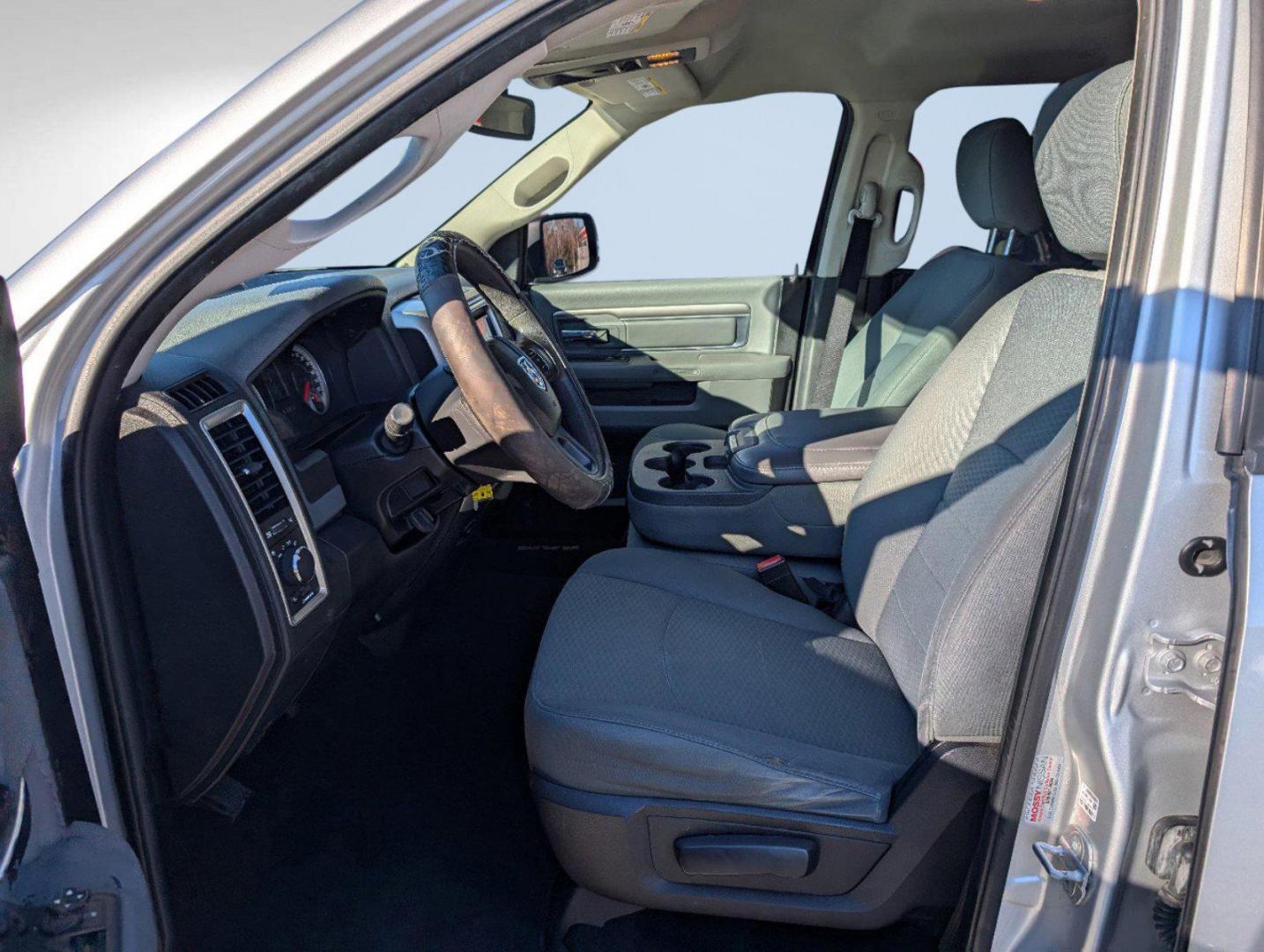 2014 /Diesel Gray/Black Ram 1500 SLT (1C6RR7GT8ES) with an Regular Unleaded V-8 5.7 L/345 engine, 8-Speed Automatic w/OD transmission, located at 3959 U.S. 80 W, Phenix City, AL, 36870, (334) 297-4885, 32.469296, -85.135185 - 2014 Ram 1500 SLT - Photo#17