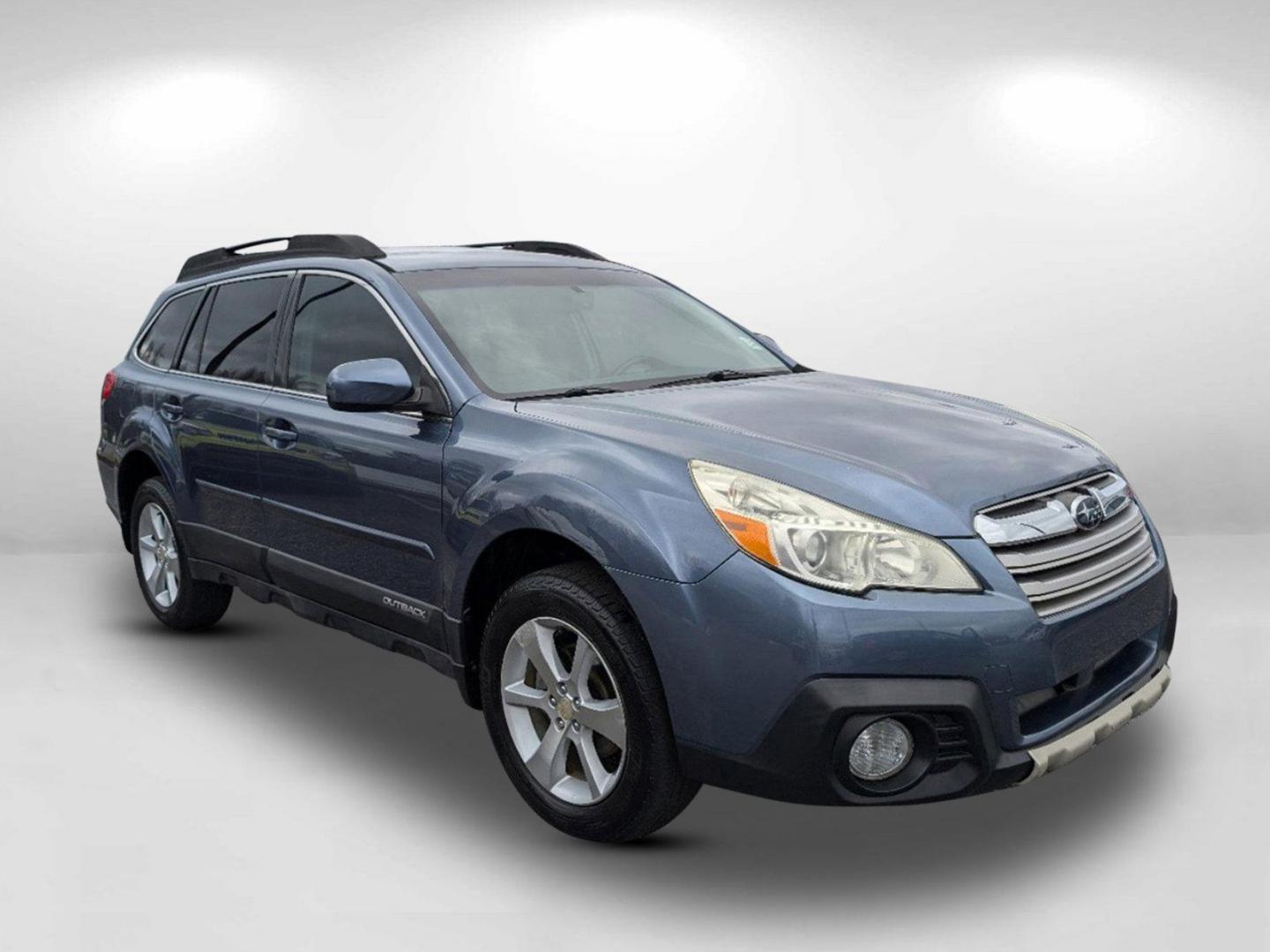 2014 /Warm Ivory Subaru Outback 2.5i Limited (4S4BRCLC0E3) with an Regular Unleaded H-4 2.5 L/152 engine, 6-Speed CVT w/OD transmission, located at 1430 Gateway Drive, Opelika, AL, 36801, (334) 239-0944, 32.637871, -85.409790 - 2014 Subaru Outback 2.5i Limited - Photo#2