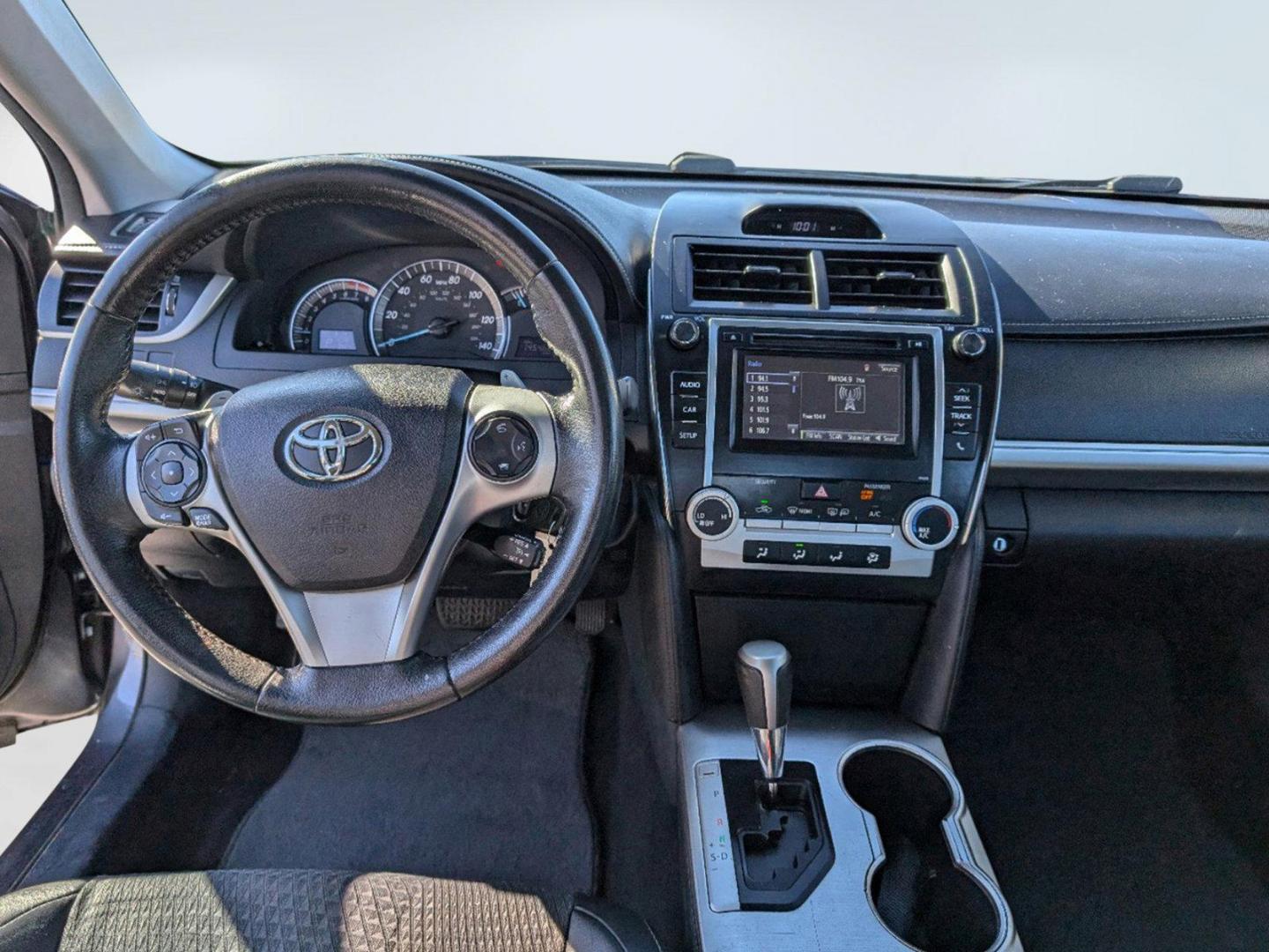 2014 Toyota Camry SE (4T1BF1FK8EU) with an Regular Unleaded I-4 2.5 L/152 engine, 6-Speed Automatic w/OD transmission, located at 804 22nd Ave, Phenix City, AL, 36870, (334) 297-1860, 32.484749, -85.024475 - 2014 Toyota Camry SE - Photo#11