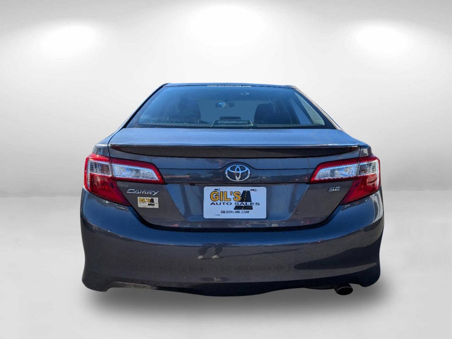 2014 Toyota Camry SE (4T1BF1FK8EU) with an Regular Unleaded I-4 2.5 L/152 engine, 6-Speed Automatic w/OD transmission, located at 804 22nd Ave, Phenix City, AL, 36870, (334) 297-1860, 32.484749, -85.024475 - 2014 Toyota Camry SE - Photo#5