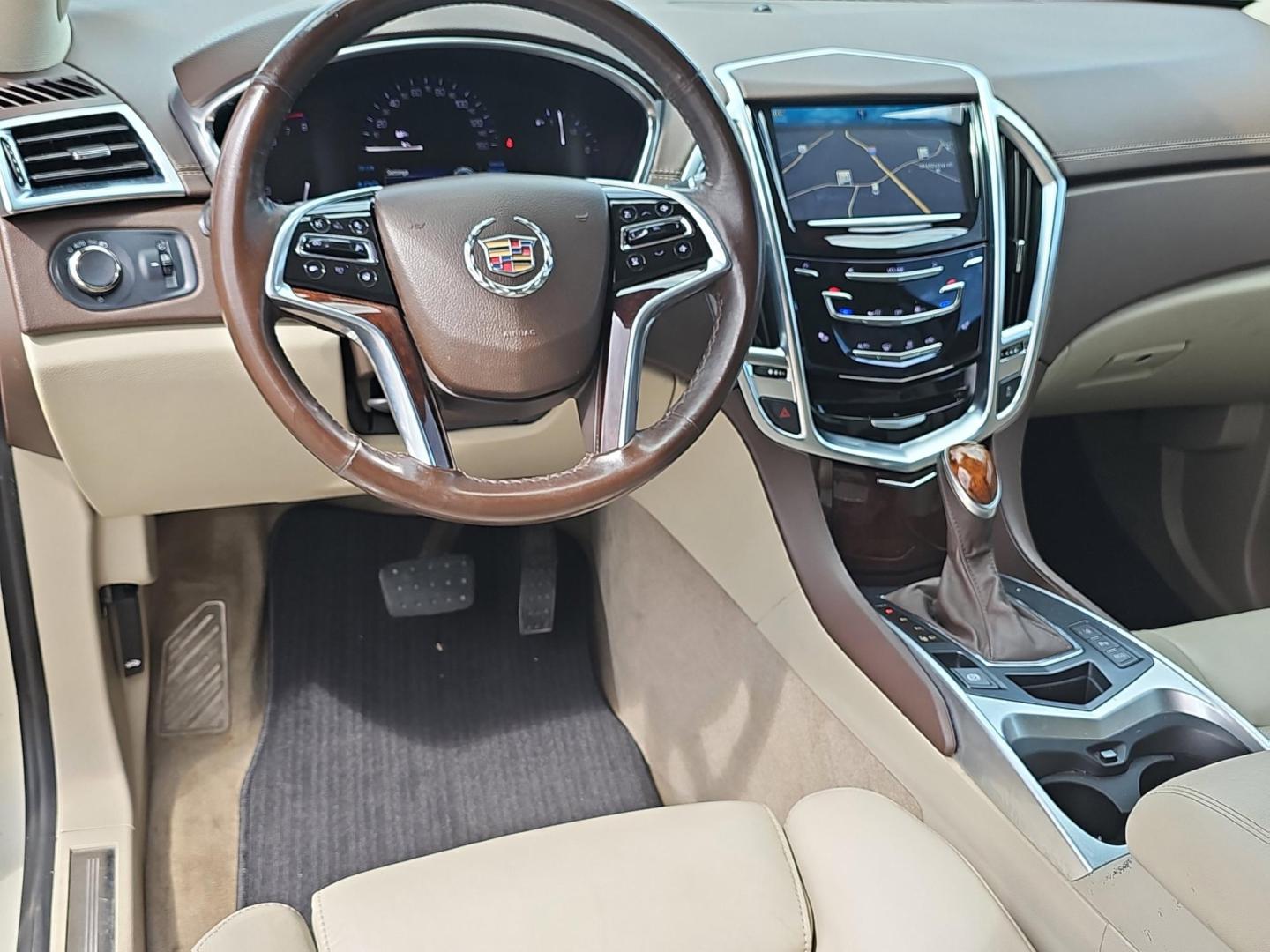 2015 /Shale w/Brownstone accents Cadillac SRX Luxury Collection (3GYFNBE36FS) with an Gas V6 3.6L/217 engine, 6-Speed Automatic w/Manual Shift transmission, located at 521 Old Farm Lane Rd, Prattville, AL, 36066, (334) 325-1505, 32.482460, -86.416367 - 2015 Cadillac SRX Luxury Collection - Photo#16