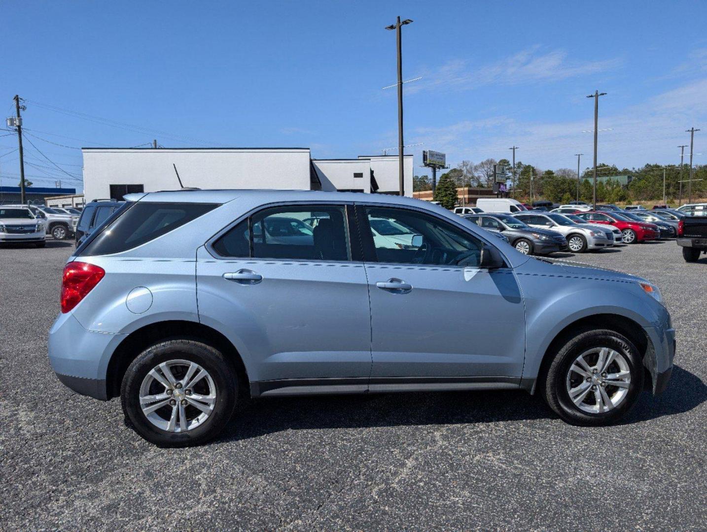 2015 /Jet Black Chevrolet Equinox LS (2GNALAEK9F6) with an Gas I4 2.4/145 engine, 6-Speed Automatic transmission, located at 804 22nd Ave, Phenix City, AL, 36870, (334) 297-1860, 32.484749, -85.024475 - 2015 Chevrolet Equinox LS - Photo#3