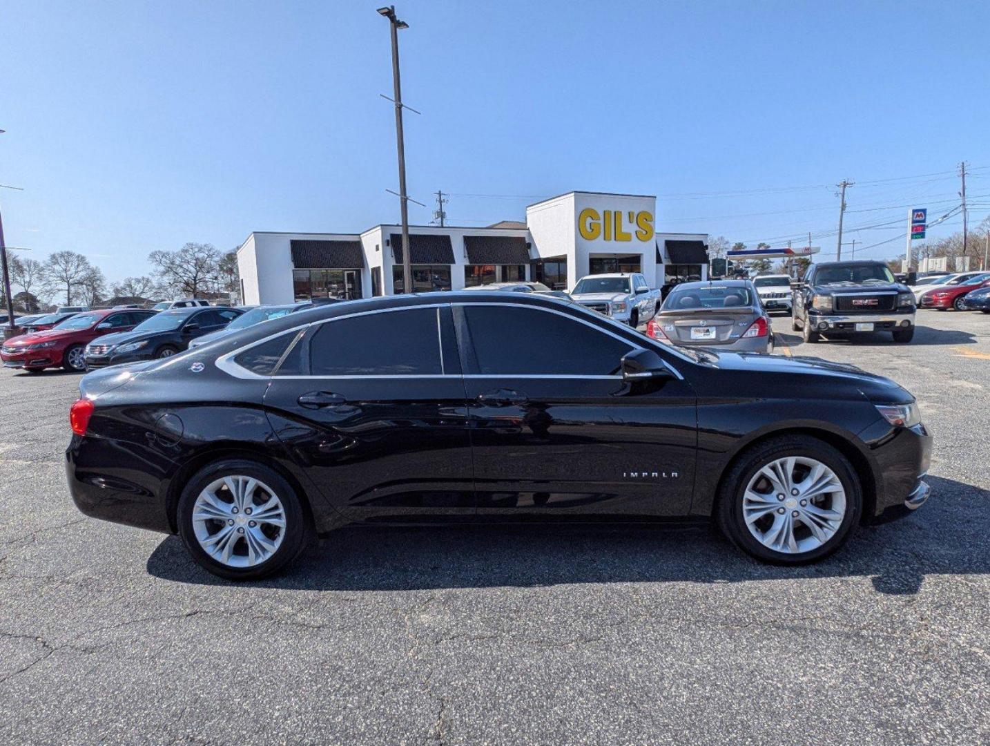 2015 /Jet Black/Dark Titanium Chevrolet Impala LT (2G1115SL9F9) with an Gas I4 2.5L/150 engine, 6-Speed Automatic transmission, located at 3959 U.S. 80 W, Phenix City, AL, 36870, (334) 297-4885, 32.469296, -85.135185 - 2015 Chevrolet Impala LT - Photo#3