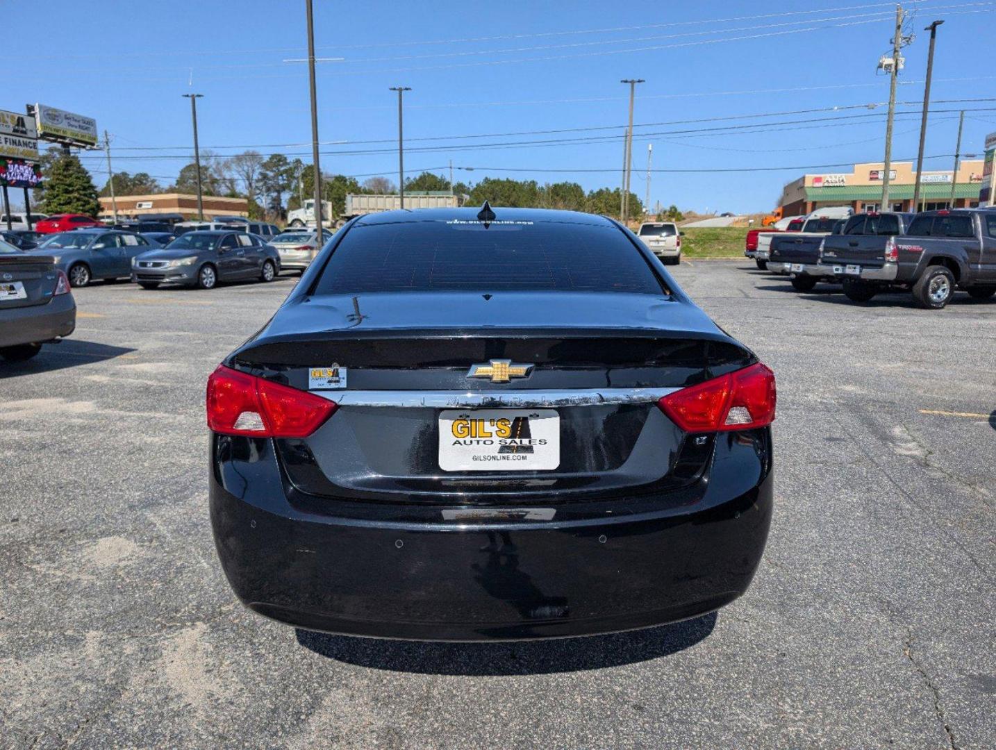 2015 /Jet Black/Dark Titanium Chevrolet Impala LT (2G1115SL9F9) with an Gas I4 2.5L/150 engine, 6-Speed Automatic transmission, located at 3959 U.S. 80 W, Phenix City, AL, 36870, (334) 297-4885, 32.469296, -85.135185 - 2015 Chevrolet Impala LT - Photo#5