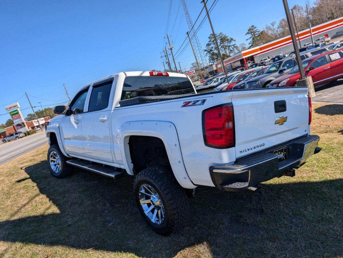 2015 /Dark Ash with Jet Black Interior Accents Chevrolet Silverado 1500 LT (3GCUKREC8FG) with an Gas/Ethanol V8 5.3L/325 engine, 6-Speed Automatic transmission, located at 3959 U.S. 80 W, Phenix City, AL, 36870, (334) 297-4885, 32.469296, -85.135185 - 2015 Chevrolet Silverado 1500 LT - Photo#7