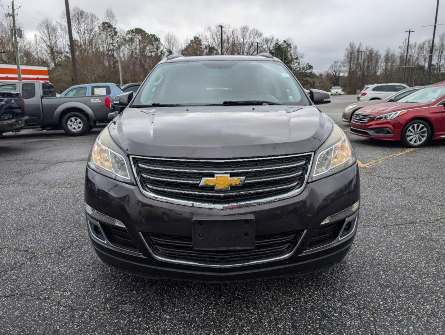 2015 /Ebony Chevrolet Traverse LT (1GNKRGKD2FJ) with an Gas V6 3.6L/217 engine, 6-Speed Automatic transmission, located at 5115 14th Ave., Columbus, GA, 31904, (706) 323-0345, 32.511494, -84.971046 - 2015 Chevrolet Traverse LT - Photo#1