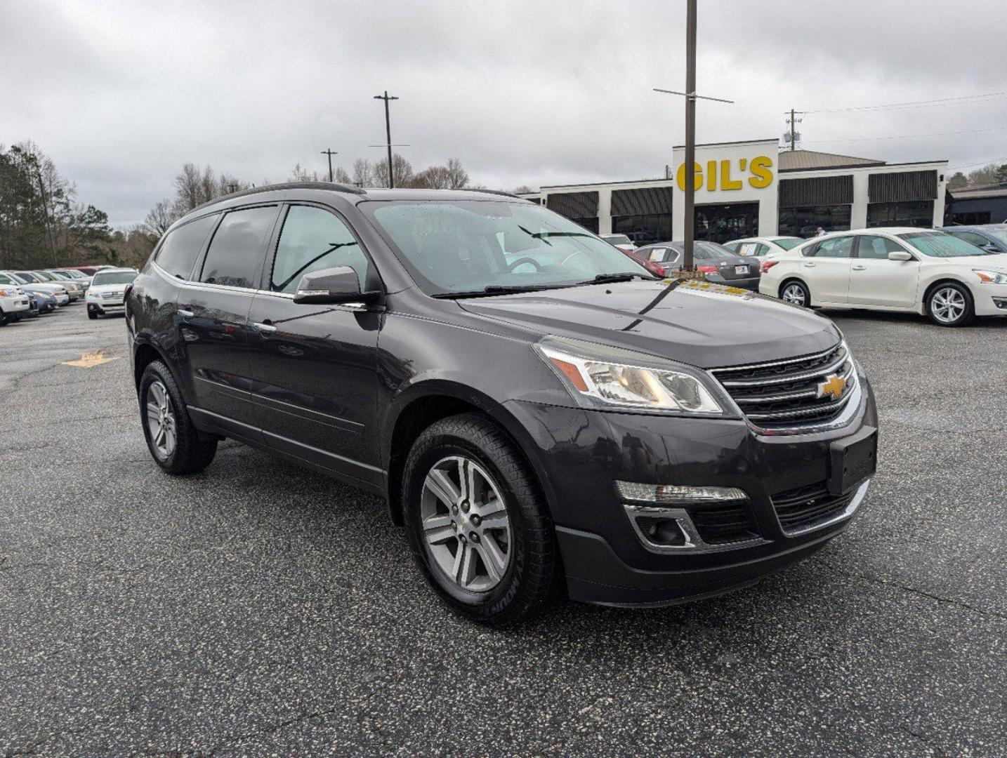 2015 /Ebony Chevrolet Traverse LT (1GNKRGKD2FJ) with an Gas V6 3.6L/217 engine, 6-Speed Automatic transmission, located at 5115 14th Ave., Columbus, GA, 31904, (706) 323-0345, 32.511494, -84.971046 - 2015 Chevrolet Traverse LT - Photo#2