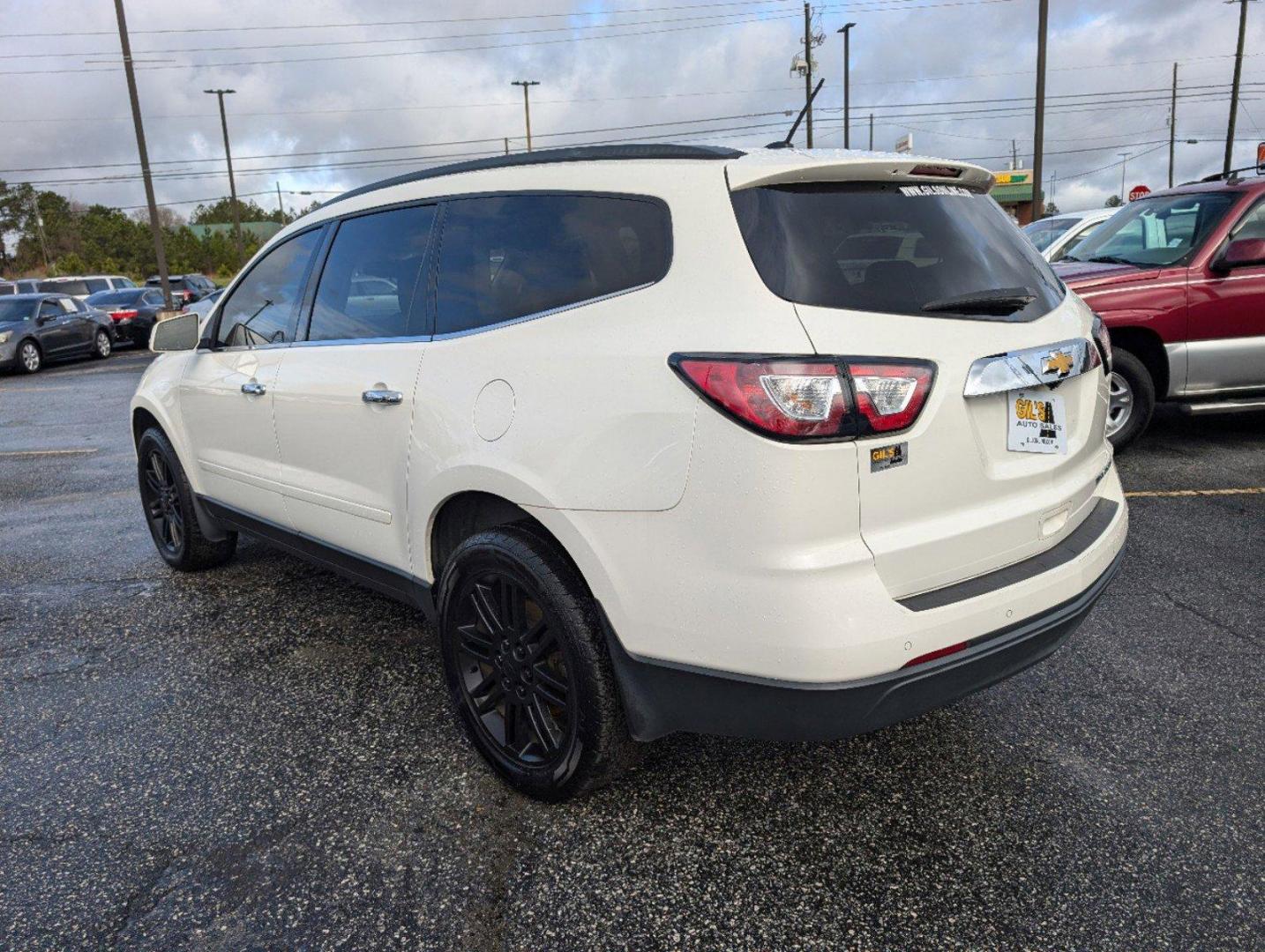 2015 /Dark Titanium/Light Titanium Chevrolet Traverse LT (1GNKRGKD6FJ) with an Gas V6 3.6L/217 engine, 6-Speed Automatic transmission, located at 3959 U.S. 80 W, Phenix City, AL, 36870, (334) 297-4885, 32.469296, -85.135185 - 2015 Chevrolet Traverse LT - Photo#6