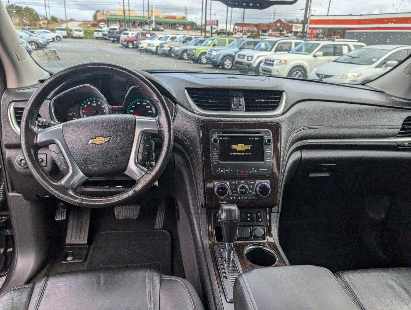 2015 /Ebony Chevrolet Traverse LTZ (1GNKRJKD8FJ) with an Gas V6 3.6L/217 engine, 6-Speed Automatic transmission, located at 3959 U.S. 80 W, Phenix City, AL, 36870, (334) 297-4885, 32.469296, -85.135185 - 2015 Chevrolet Traverse LTZ - Photo#12