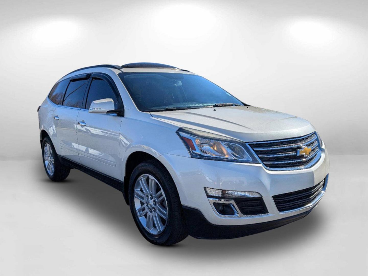 2015 /Ebony Chevrolet Traverse LT (1GNKRGKD6FJ) with an Gas V6 3.6L/217 engine, 6-Speed Automatic transmission, located at 521 Old Farm Lane Rd, Prattville, AL, 36066, (334) 325-1505, 32.482460, -86.416367 - 2015 Chevrolet Traverse LT - Photo#3