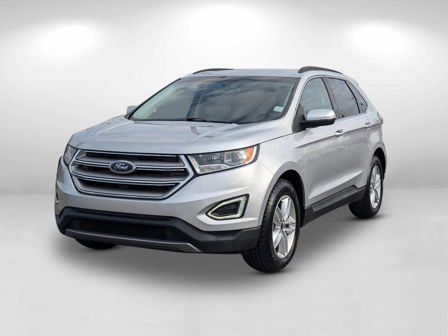 2015 Ford Edge SEL (2FMTK3J81FB) with an Regular Unleaded V-6 3.5 L/213 engine, 6-Speed Automatic w/OD transmission, located at 7000 Northlake Connector, Columbus, GA, 31904, (706) 987-8085, 32.524975, -84.978134 - 2015 Ford Edge SEL - Photo#3