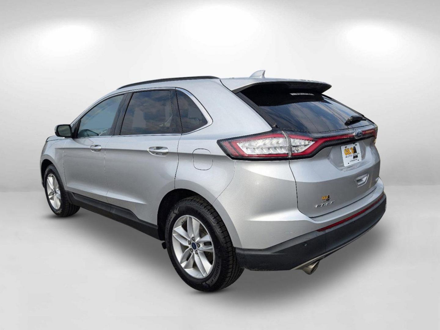 2015 Ford Edge SEL (2FMTK3J81FB) with an Regular Unleaded V-6 3.5 L/213 engine, 6-Speed Automatic w/OD transmission, located at 7000 Northlake Connector, Columbus, GA, 31904, (706) 987-8085, 32.524975, -84.978134 - 2015 Ford Edge SEL - Photo#9