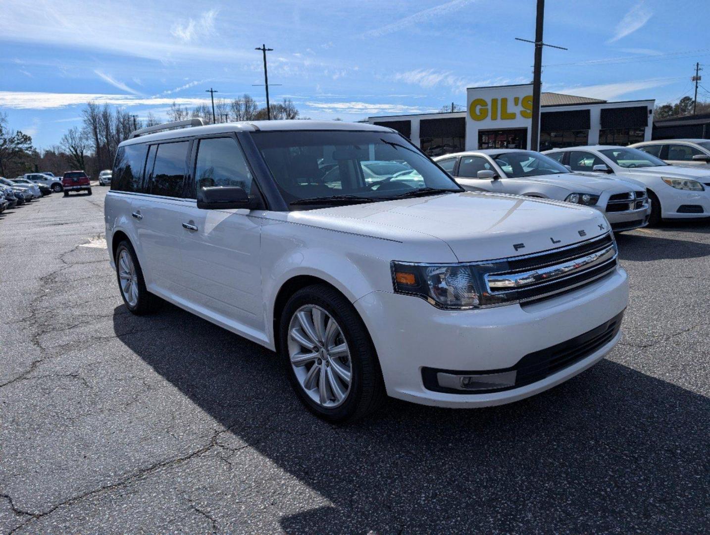 2015 Ford Flex SEL (2FMGK5C81FB) with an Regular Unleaded V-6 3.5 L/213 engine, 6-Speed Automatic w/OD transmission, located at 3959 U.S. 80 W, Phenix City, AL, 36870, (334) 297-4885, 32.469296, -85.135185 - 2015 Ford Flex SEL - Photo#3