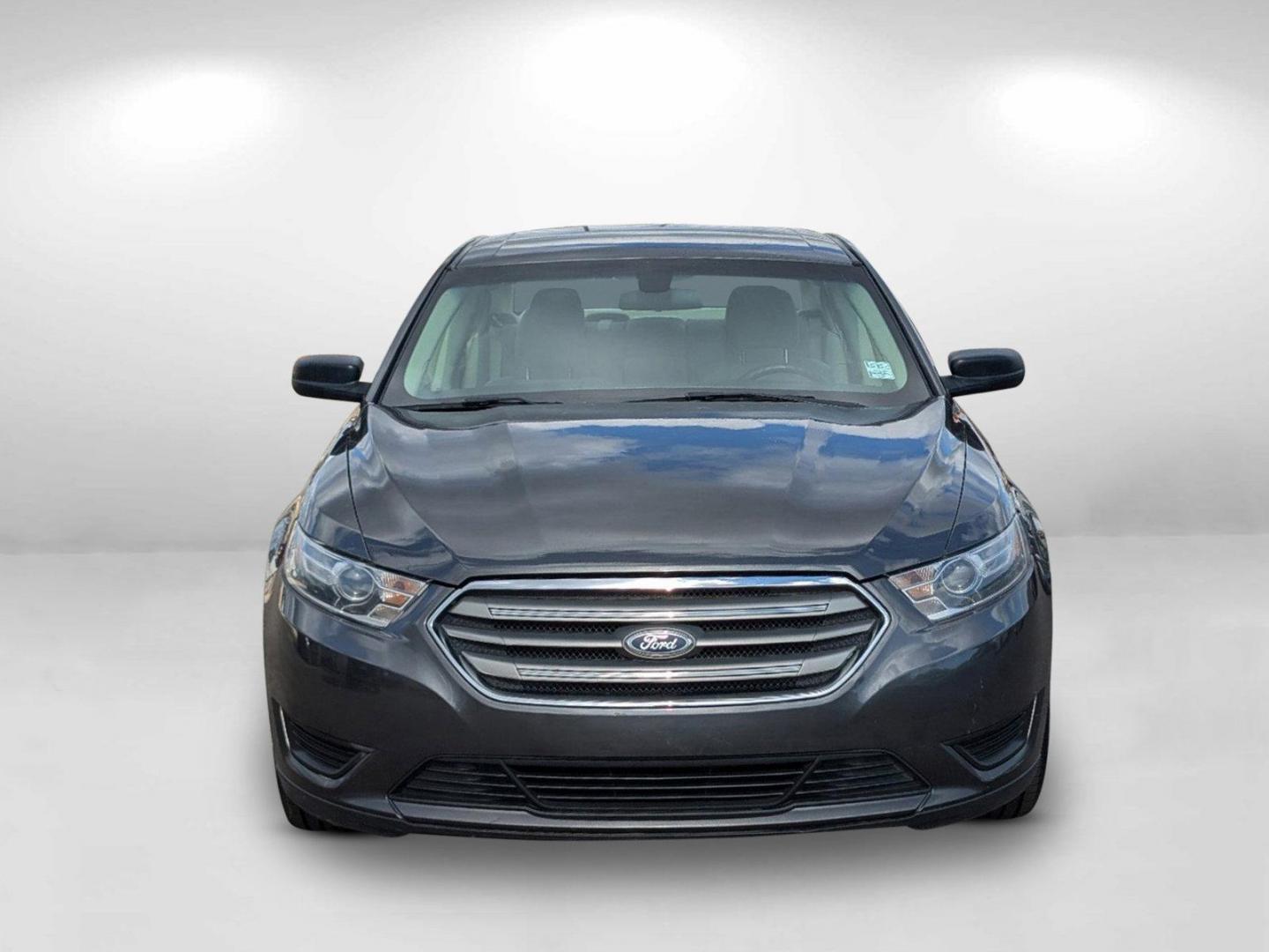 2015 Ford Taurus SE (1FAHP2D82FG) with an Regular Unleaded V-6 3.5 L/213 engine, 6-Speed Automatic w/OD transmission, located at 521 Old Farm Lane Rd, Prattville, AL, 36066, (334) 325-1505, 32.482460, -86.416367 - 2015 Ford Taurus SE - Photo#1