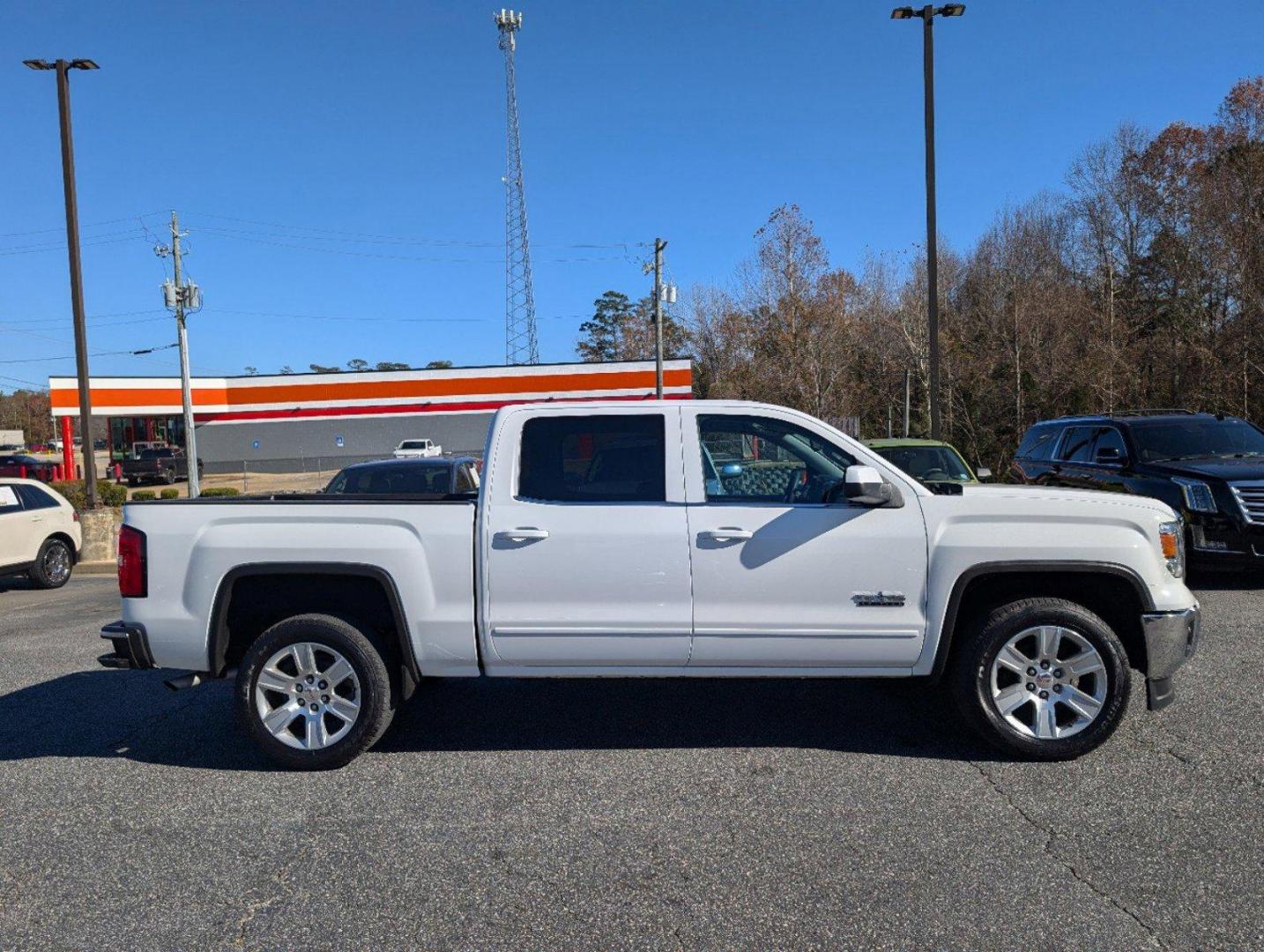 2015 /Jet Black GMC Sierra 1500 SLE (3GTP1UEC9FG) with an Gas V8 5.3L/325 engine, 6-Speed Automatic transmission, located at 804 22nd Ave, Phenix City, AL, 36870, (334) 297-1860, 32.484749, -85.024475 - 2015 GMC Sierra 1500 SLE - Photo#1