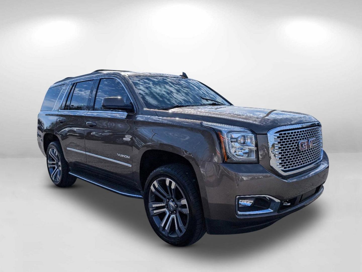 2015 /Cocoa/Dune GMC Yukon SLT (1GKS2BKC3FR) with an Gas/Ethanol V8 5.3L/323 engine, 6-Speed Automatic transmission, located at 3959 U.S. 80 W, Phenix City, AL, 36870, (334) 297-4885, 32.469296, -85.135185 - 2015 GMC Yukon SLT - Photo#2