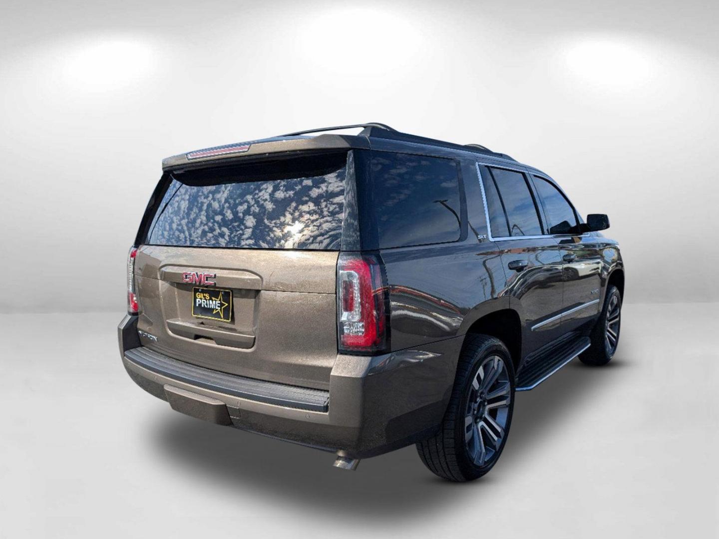 2015 /Cocoa/Dune GMC Yukon SLT (1GKS2BKC3FR) with an Gas/Ethanol V8 5.3L/323 engine, 6-Speed Automatic transmission, located at 3959 U.S. 80 W, Phenix City, AL, 36870, (334) 297-4885, 32.469296, -85.135185 - 2015 GMC Yukon SLT - Photo#4