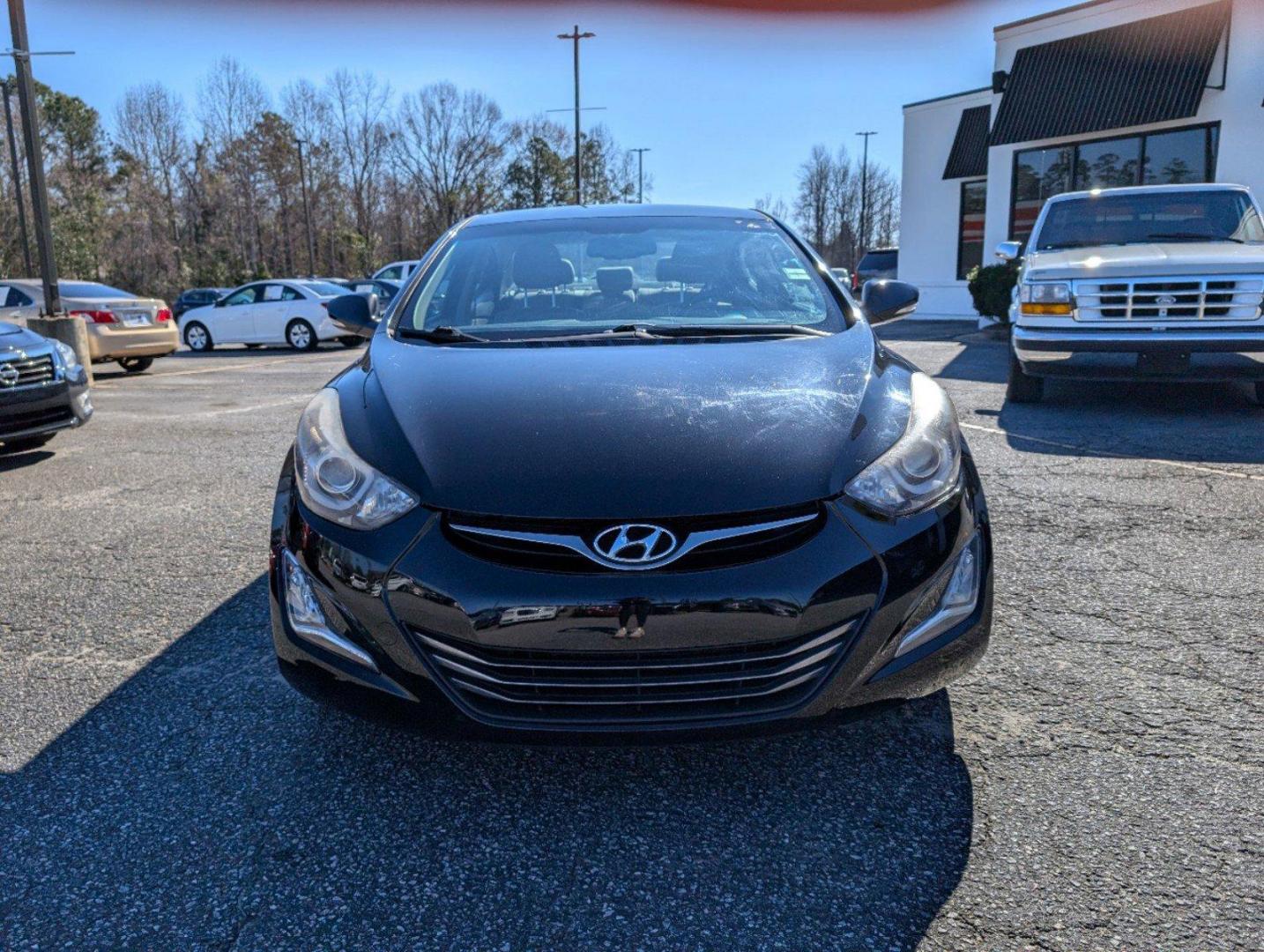 2015 /Beige Hyundai Elantra Limited (KMHDH4AE1FU) with an Regular Unleaded I-4 1.8 L/110 engine, 6-Speed Automatic w/OD transmission, located at 3959 U.S. 80 W, Phenix City, AL, 36870, (334) 297-4885, 32.469296, -85.135185 - 2015 Hyundai Elantra Limited - Photo#1