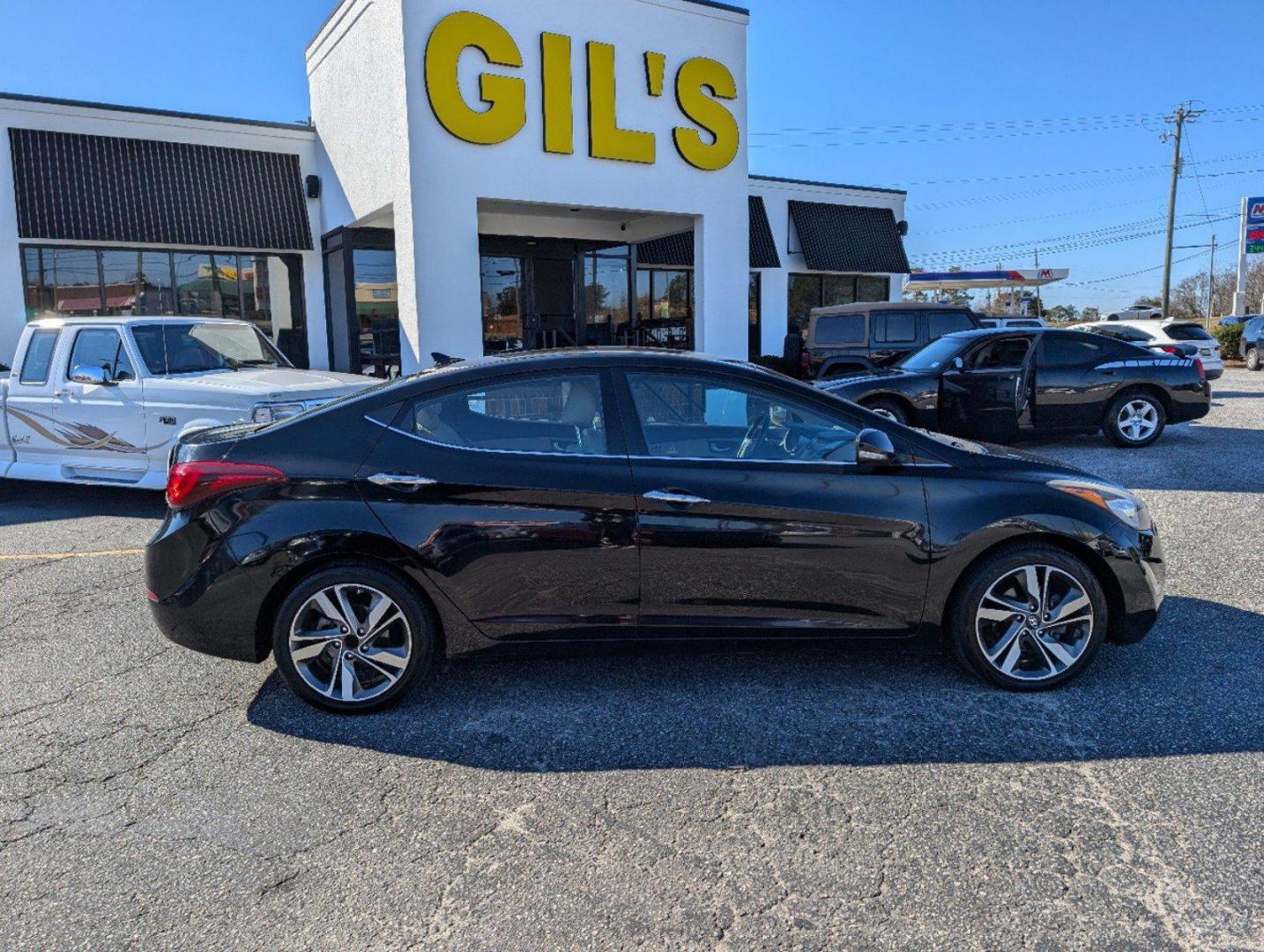 2015 /Beige Hyundai Elantra Limited (KMHDH4AE1FU) with an Regular Unleaded I-4 1.8 L/110 engine, 6-Speed Automatic w/OD transmission, located at 3959 U.S. 80 W, Phenix City, AL, 36870, (334) 297-4885, 32.469296, -85.135185 - 2015 Hyundai Elantra Limited - Photo#3