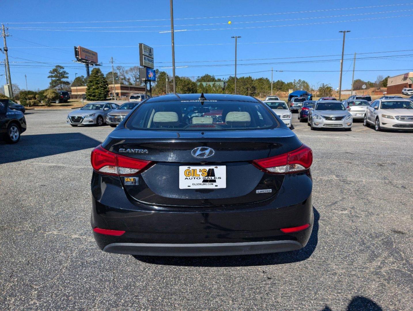 2015 /Beige Hyundai Elantra Limited (KMHDH4AE1FU) with an Regular Unleaded I-4 1.8 L/110 engine, 6-Speed Automatic w/OD transmission, located at 3959 U.S. 80 W, Phenix City, AL, 36870, (334) 297-4885, 32.469296, -85.135185 - 2015 Hyundai Elantra Limited - Photo#5