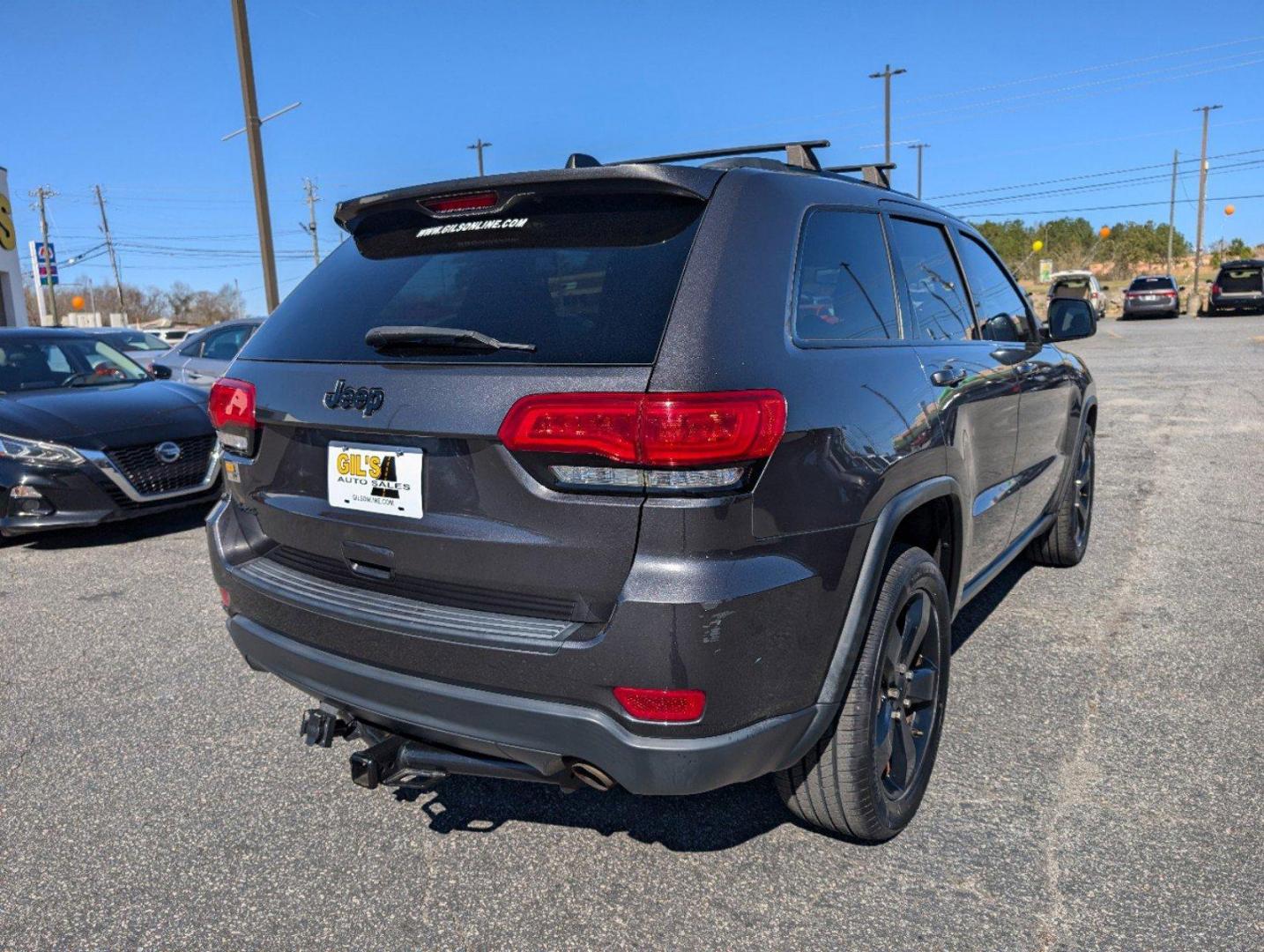 2015 /Black Jeep Grand Cherokee Laredo (1C4RJFAG7FC) with an Regular Unleaded V-6 3.6 L/220 engine, 8-Speed Automatic w/OD transmission, located at 3959 U.S. 80 W, Phenix City, AL, 36870, (334) 297-4885, 32.469296, -85.135185 - 2015 Jeep Grand Cherokee Laredo - Photo#4