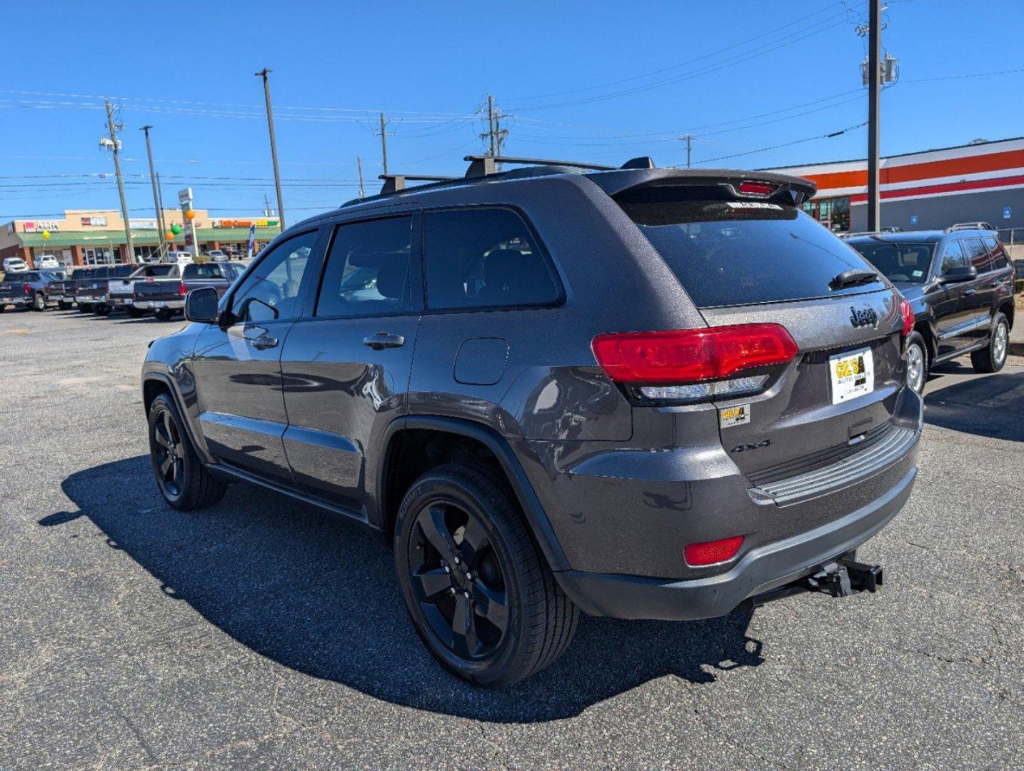 2015 /Black Jeep Grand Cherokee Laredo (1C4RJFAG7FC) with an Regular Unleaded V-6 3.6 L/220 engine, 8-Speed Automatic w/OD transmission, located at 3959 U.S. 80 W, Phenix City, AL, 36870, (334) 297-4885, 32.469296, -85.135185 - 2015 Jeep Grand Cherokee Laredo - Photo#6