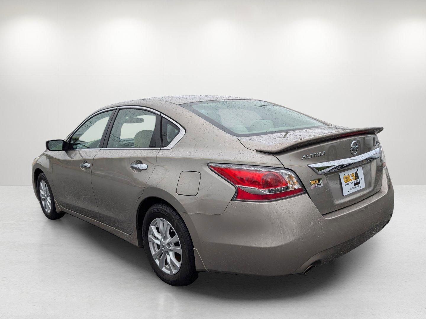 2015 /Beige Nissan Altima 2.5 S (1N4AL3AP8FC) with an Regular Unleaded I-4 2.5 L/152 engine, 1-Speed CVT w/OD transmission, located at 5115 14th Ave., Columbus, GA, 31904, (706) 323-0345, 32.511494, -84.971046 - 2015 Nissan Altima 2.5 S - Photo#6