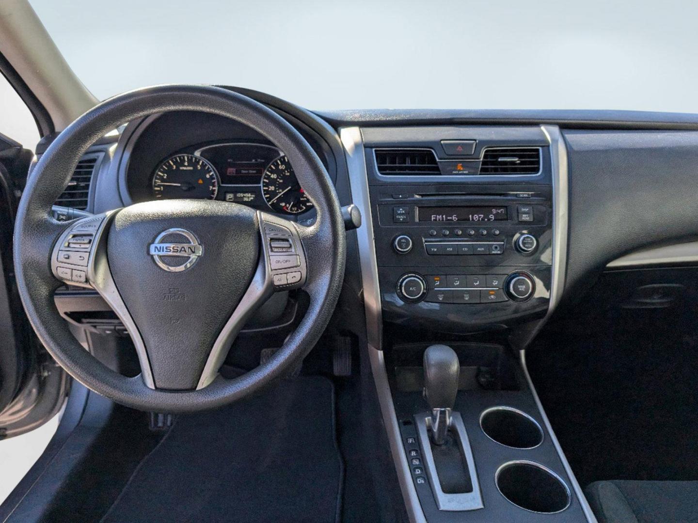 2015 /Charcoal Nissan Altima 2.5 S (1N4AL3AP2FN) with an Regular Unleaded I-4 2.5 L/152 engine, 1-Speed CVT w/OD transmission, located at 5115 14th Ave., Columbus, GA, 31904, (706) 323-0345, 32.511494, -84.971046 - 2015 Nissan Altima 2.5 S - Photo#11