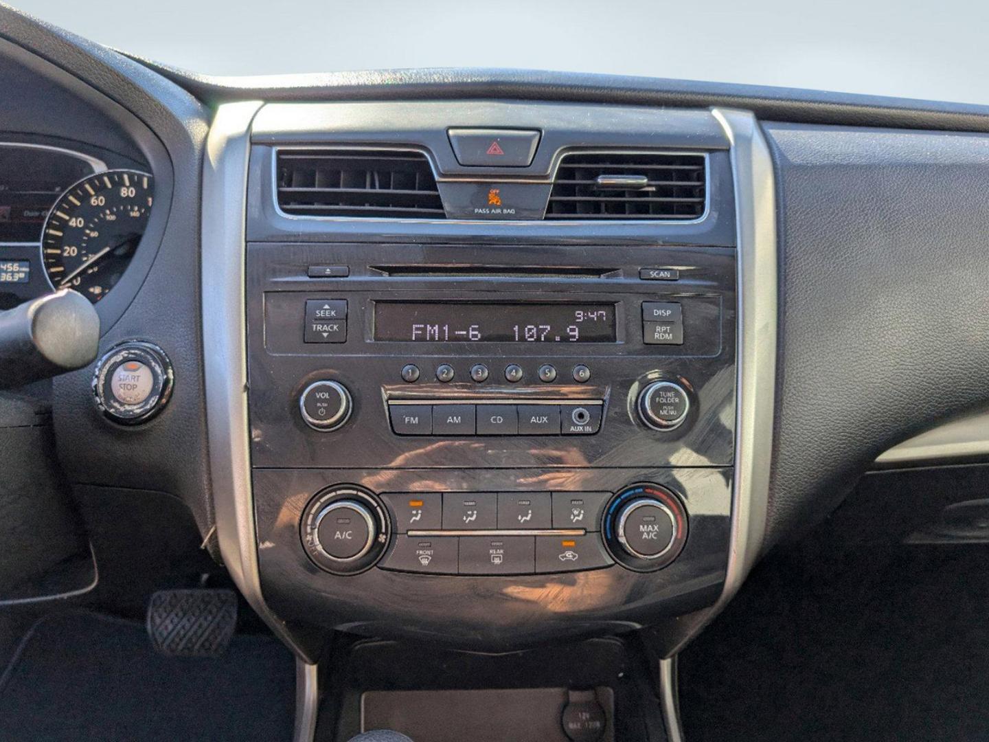 2015 /Charcoal Nissan Altima 2.5 S (1N4AL3AP2FN) with an Regular Unleaded I-4 2.5 L/152 engine, 1-Speed CVT w/OD transmission, located at 5115 14th Ave., Columbus, GA, 31904, (706) 323-0345, 32.511494, -84.971046 - 2015 Nissan Altima 2.5 S - Photo#12