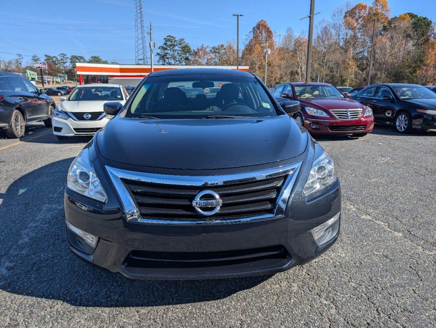 2015 /Charcoal Nissan Altima 2.5 S (1N4AL3AP8FC) with an Regular Unleaded I-4 2.5 L/152 engine, 1-Speed CVT w/OD transmission, located at 3959 U.S. 80 W, Phenix City, AL, 36870, (334) 297-4885, 32.469296, -85.135185 - 2015 Nissan Altima 2.5 S - Photo#1