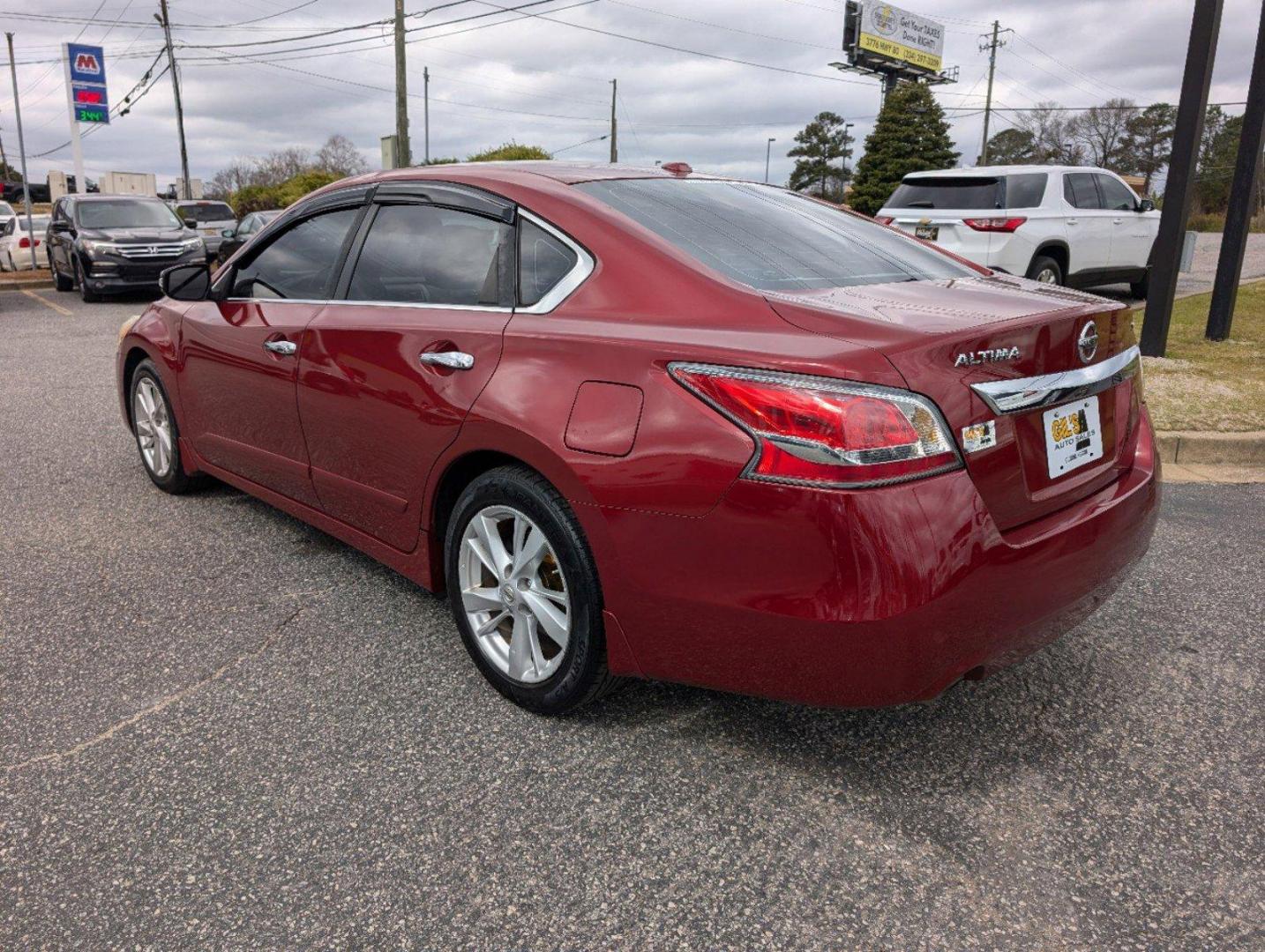 2015 /Charcoal Nissan Altima 2.5 SL (1N4AL3AP7FN) with an Regular Unleaded I-4 2.5 L/152 engine, 1-Speed CVT w/OD transmission, located at 3959 U.S. 80 W, Phenix City, AL, 36870, (334) 297-4885, 32.469296, -85.135185 - 2015 Nissan Altima 2.5 SL - Photo#6