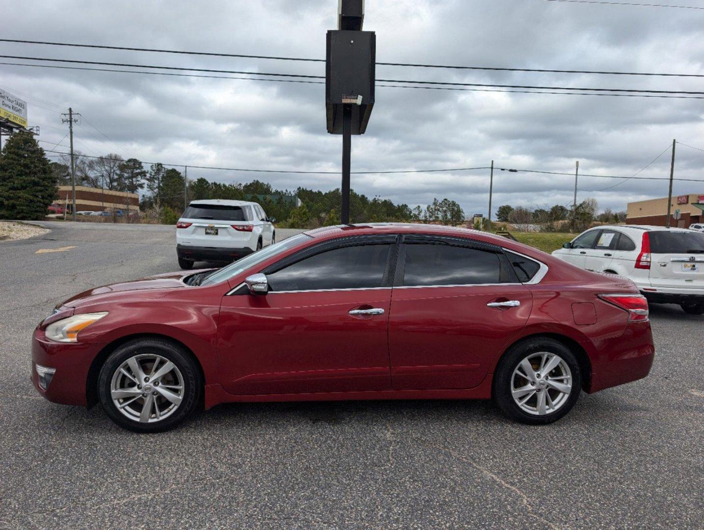 2015 /Charcoal Nissan Altima 2.5 SL (1N4AL3AP7FN) with an Regular Unleaded I-4 2.5 L/152 engine, 1-Speed CVT w/OD transmission, located at 3959 U.S. 80 W, Phenix City, AL, 36870, (334) 297-4885, 32.469296, -85.135185 - 2015 Nissan Altima 2.5 SL - Photo#7